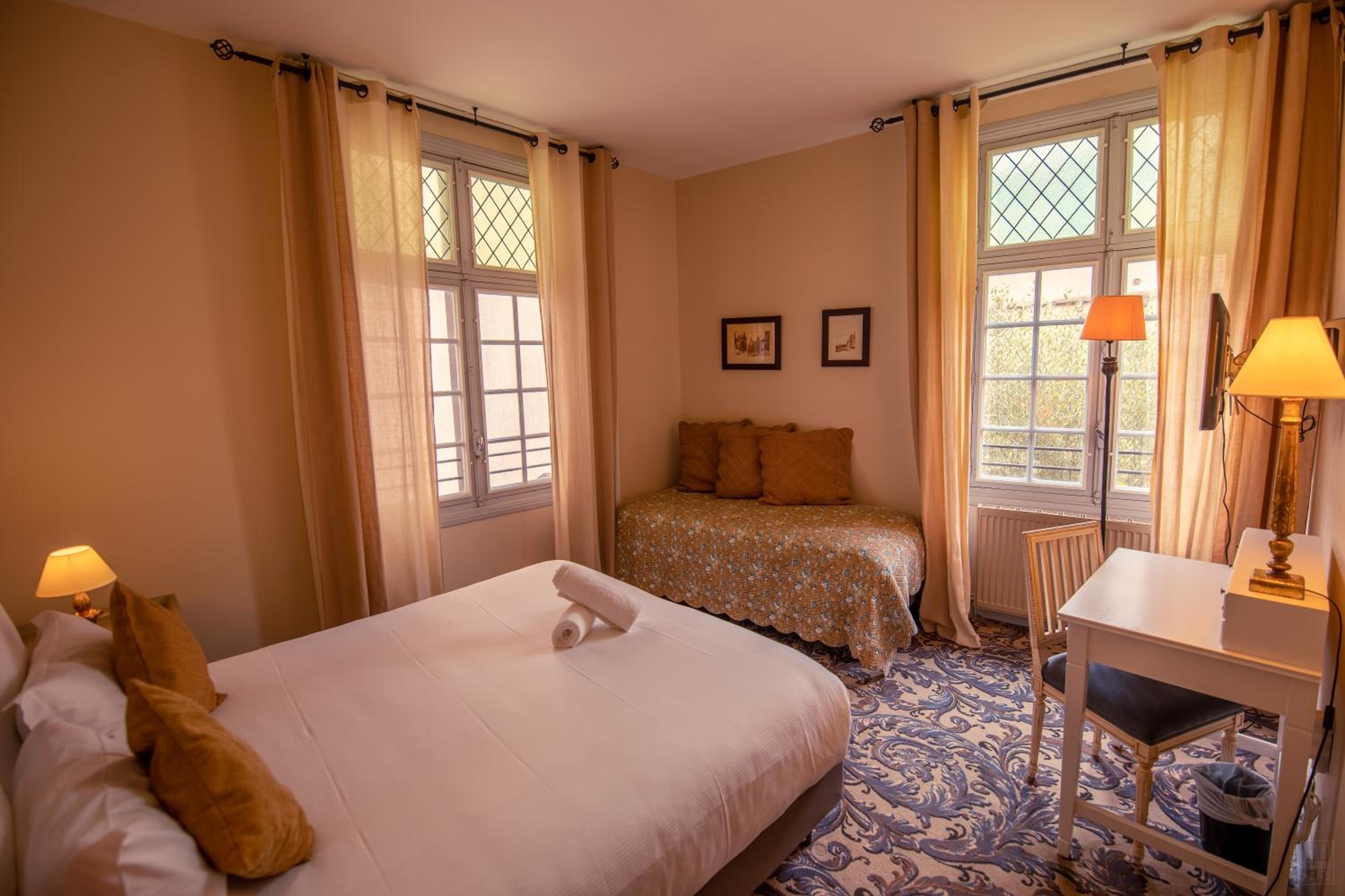 Superior Triple Room - Photo 1