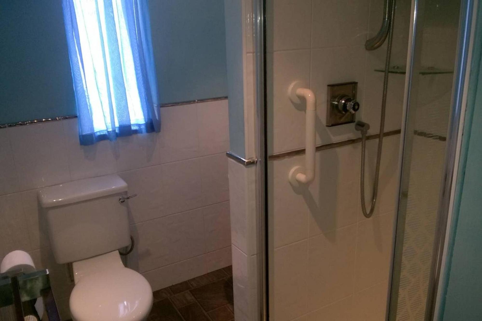 Three-Bedroom Townhouse - Photo 13