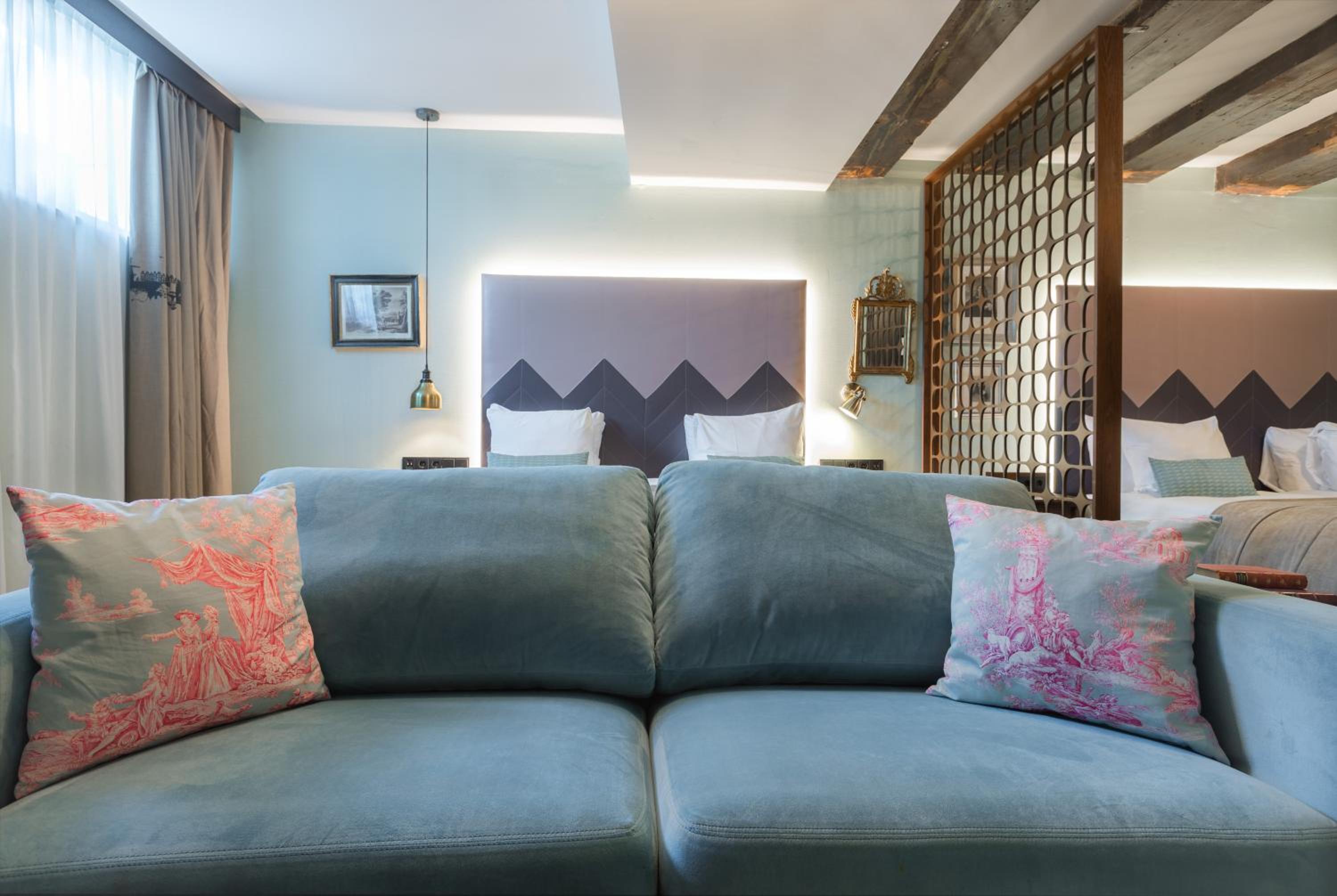 Suite - Semi-Basement