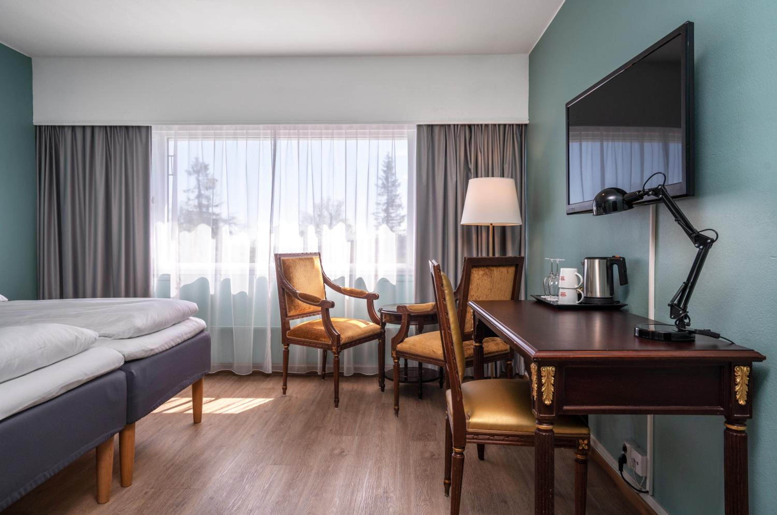 Standard Twin Room - Photo 2