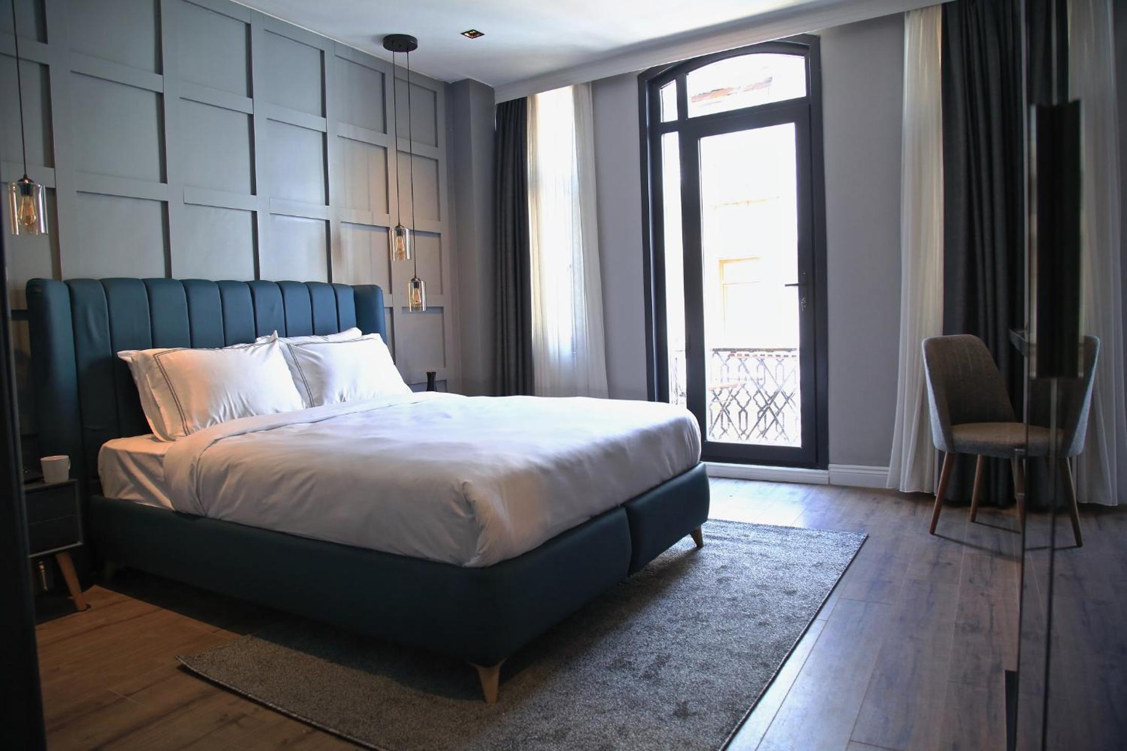Deluxe Double Room with Balcony