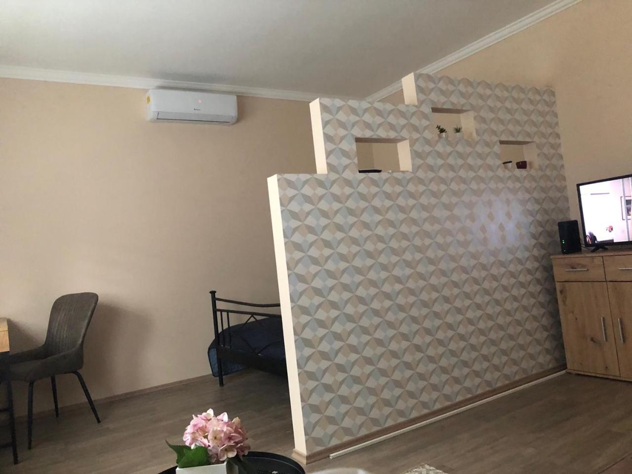 Two-Bedroom Apartment - Photo 4