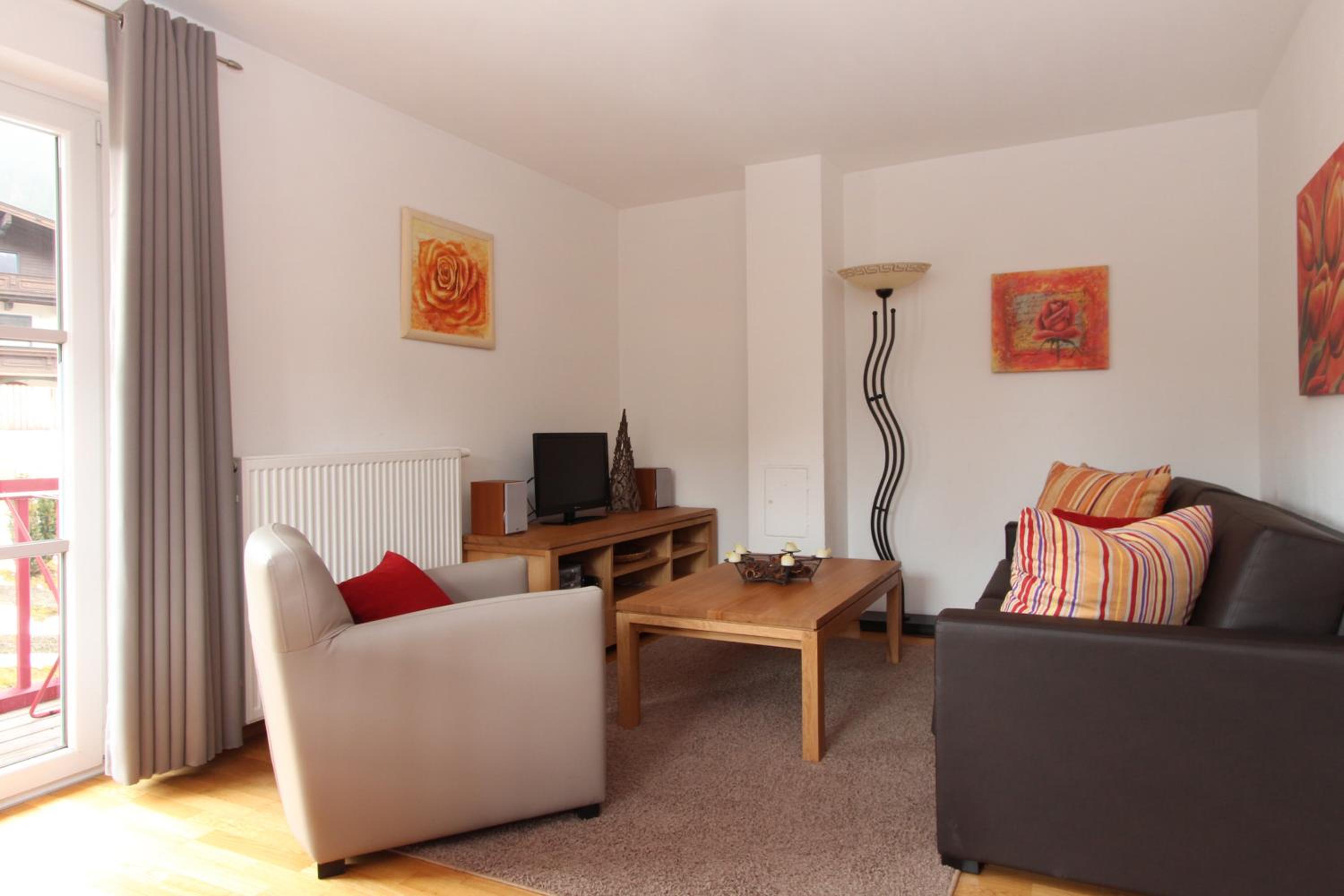 Three-Bedroom Apartment photo 1