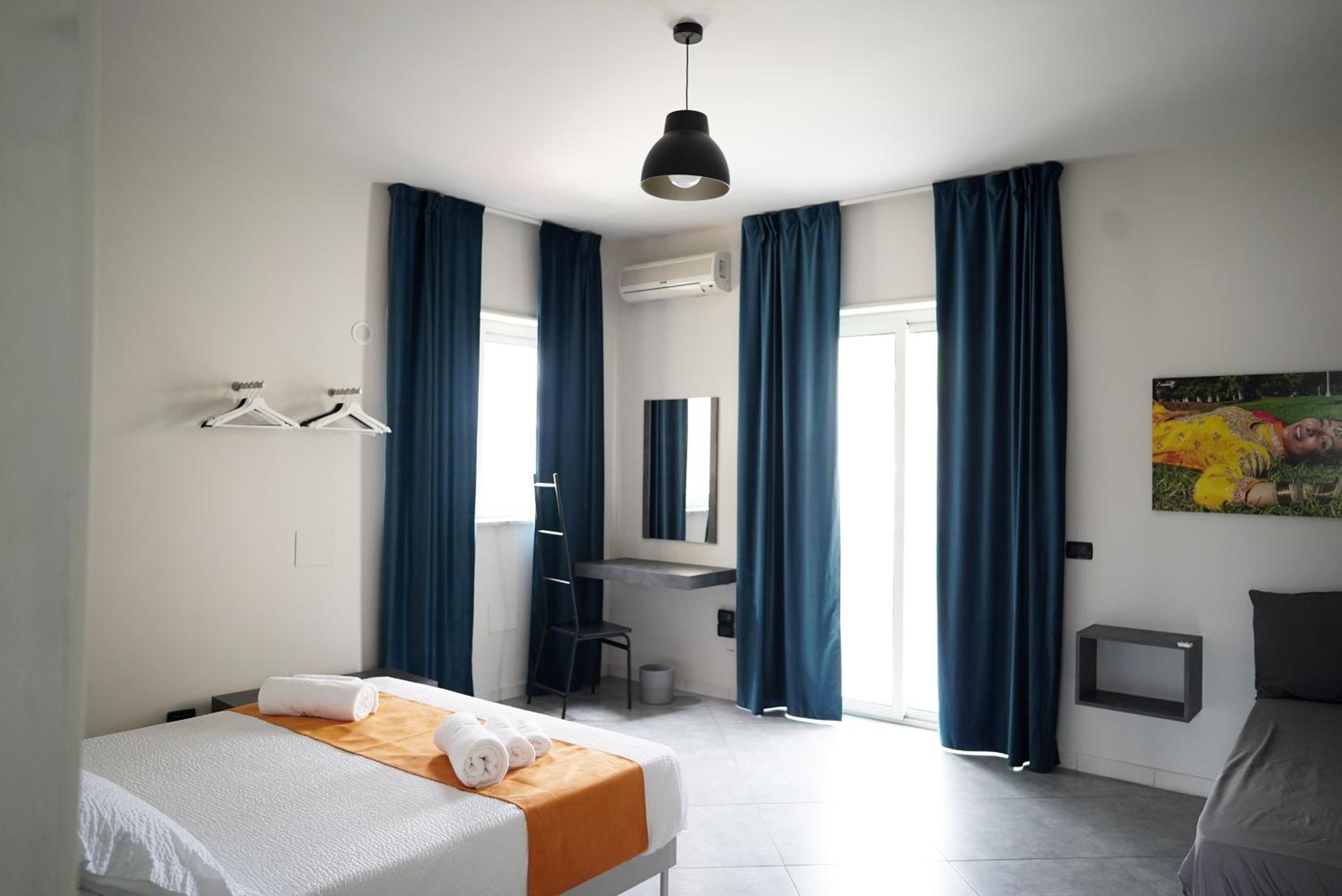 Double Room with Private Bathroom photo 2