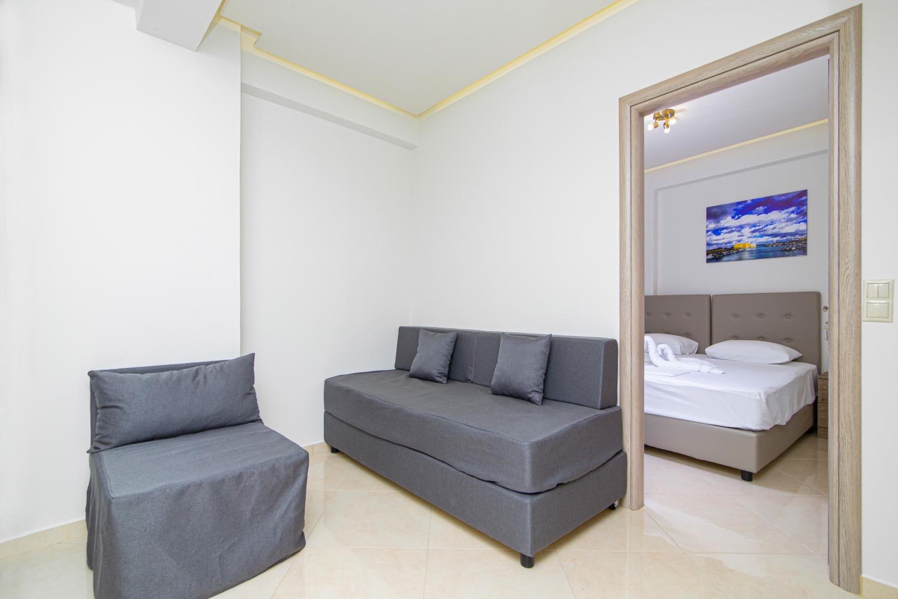Luxury Two-Bedroom Apartment photo 3