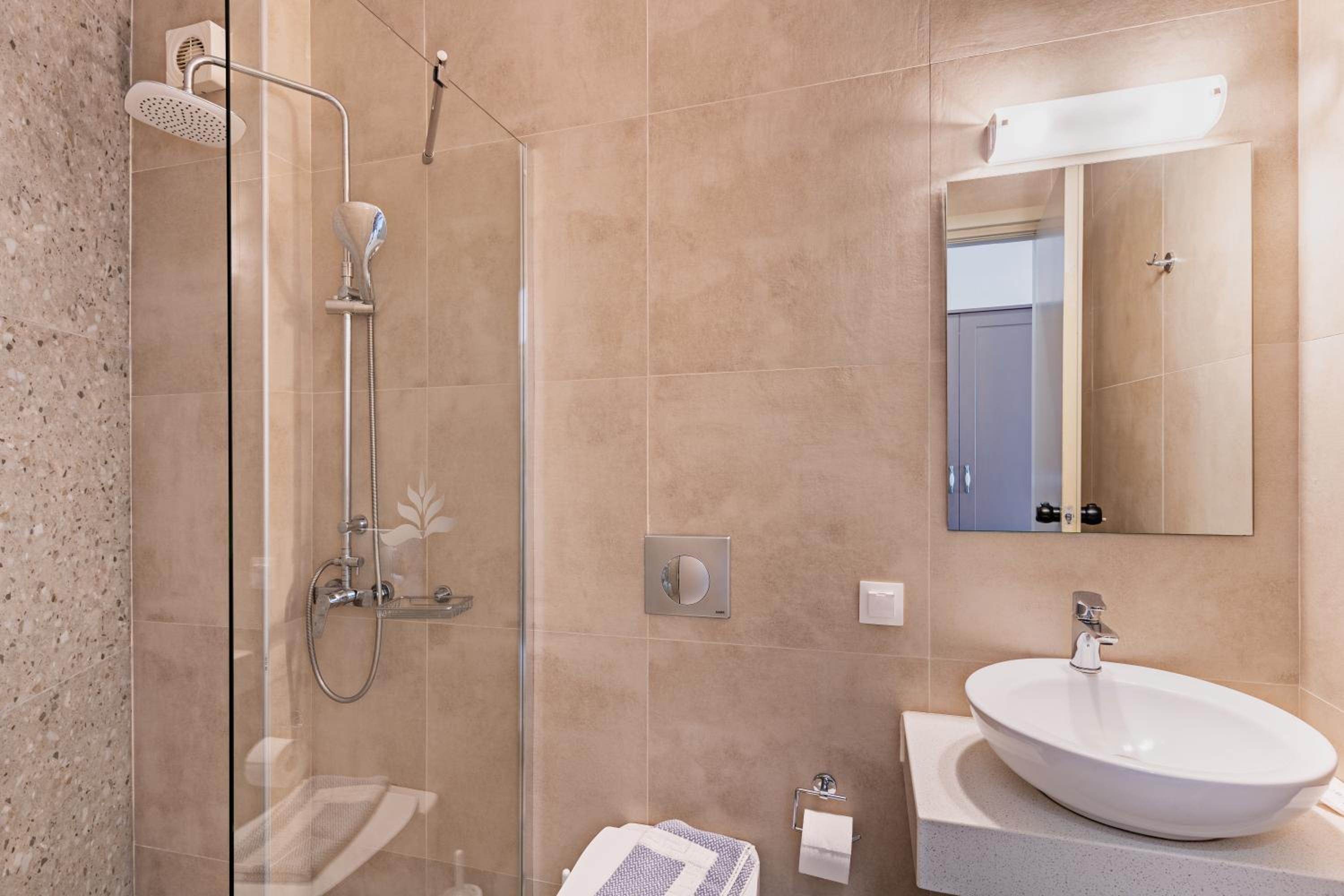 Superior Twin Room - Photo 3