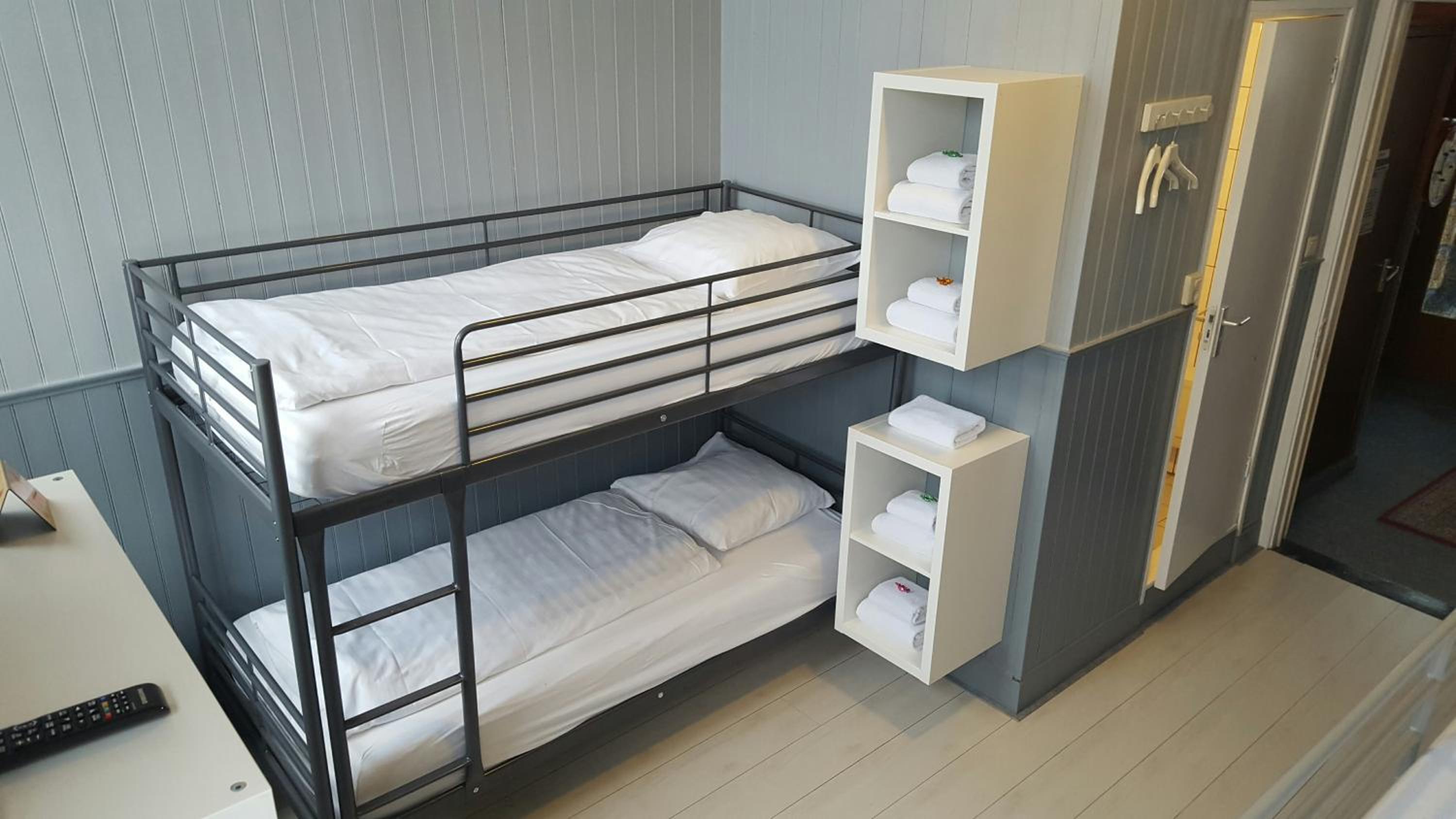 Quadruple Room with Bunk Beds and Shared Bathroom photo 3