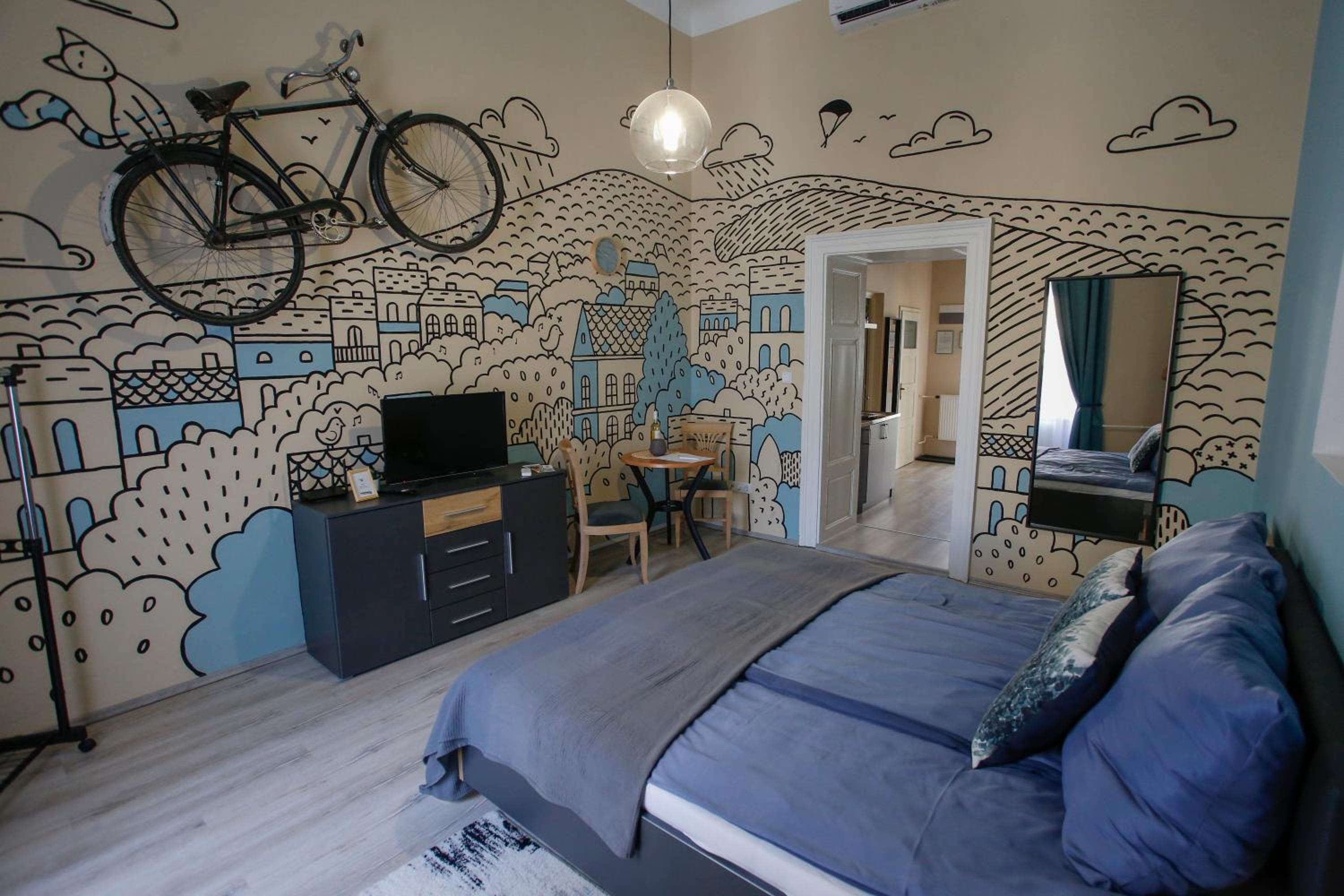 Studio Apartment - Photo 10