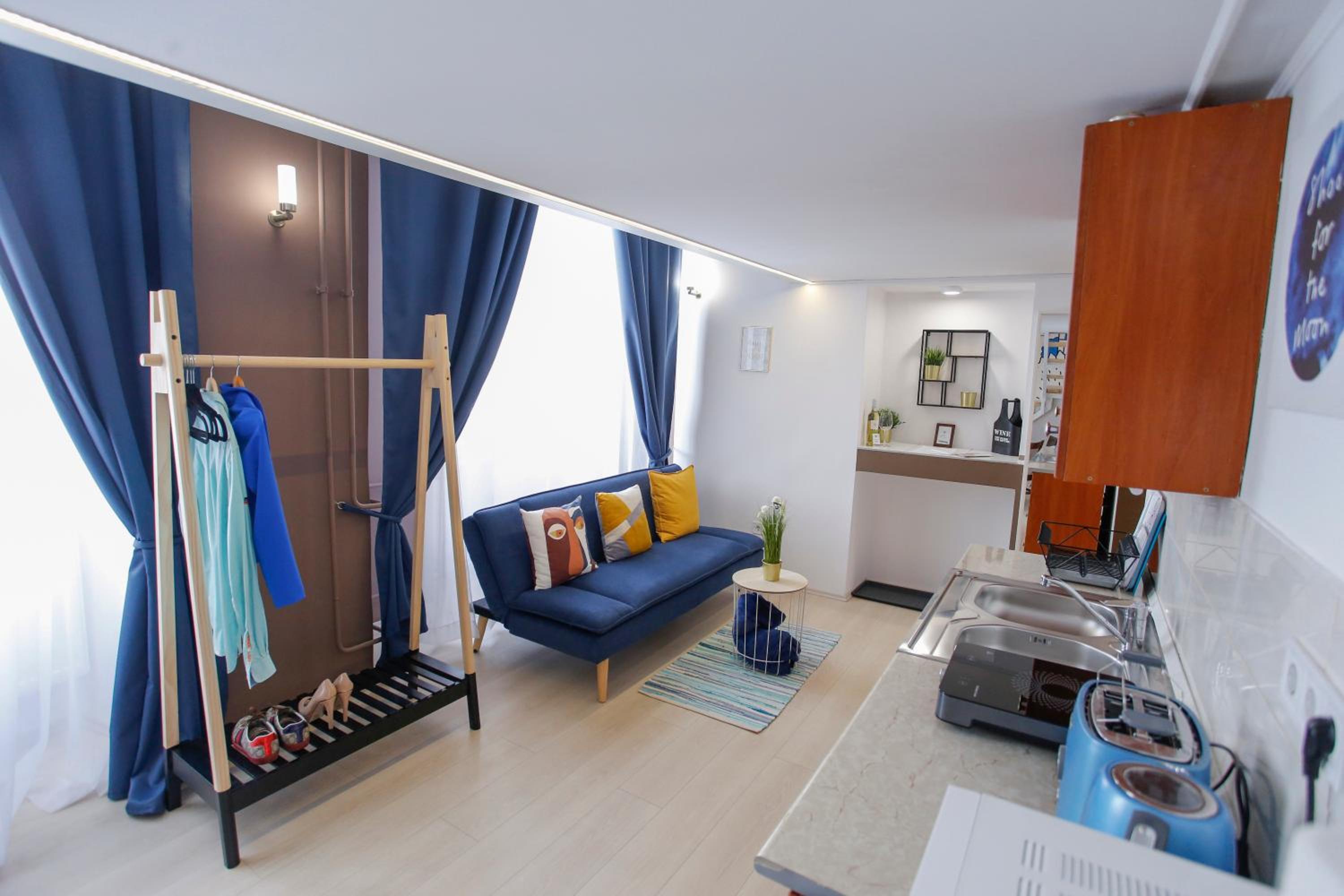Apartment - Split Level - Photo 11