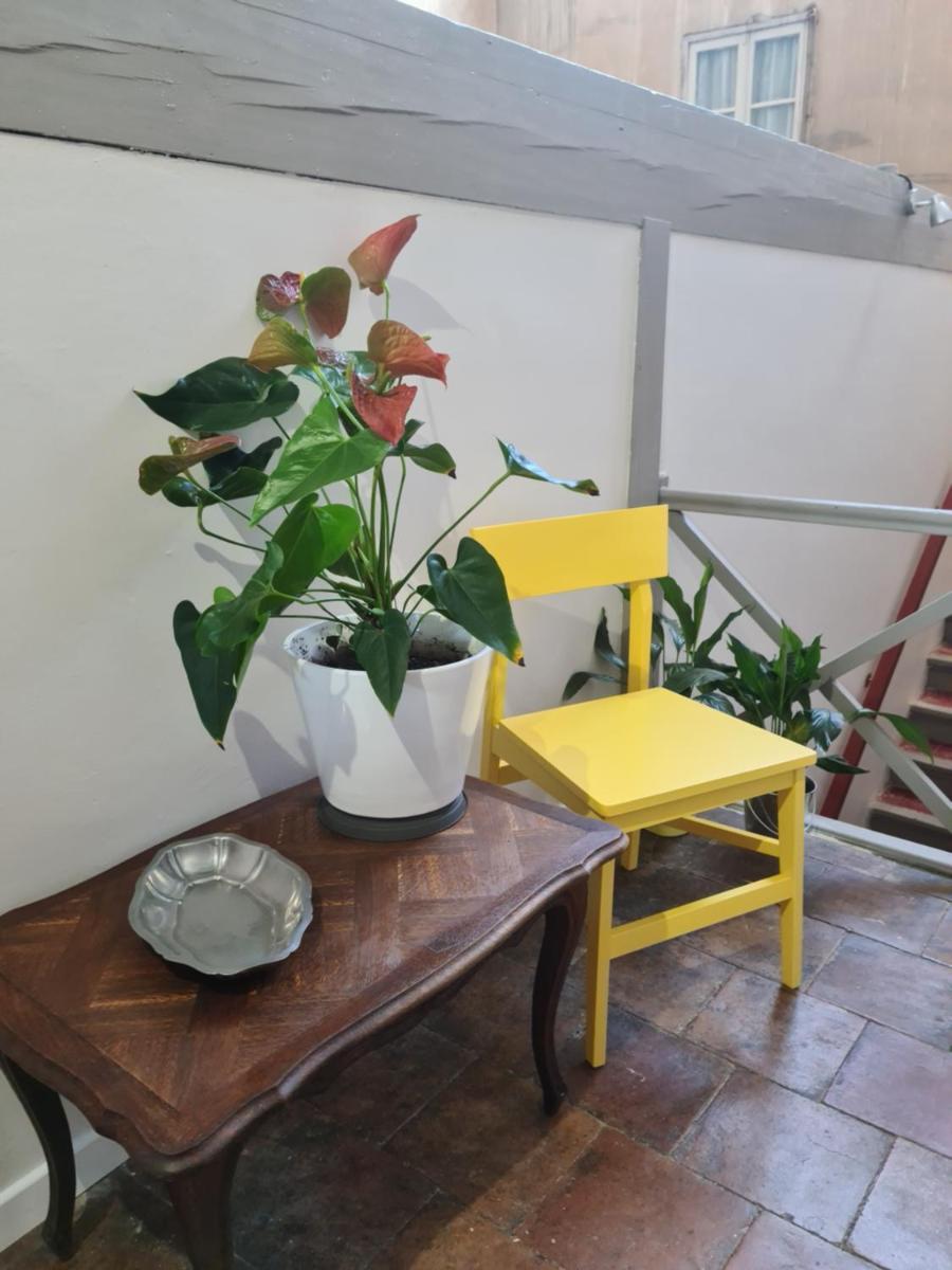 Studio Apartment - Photo 18