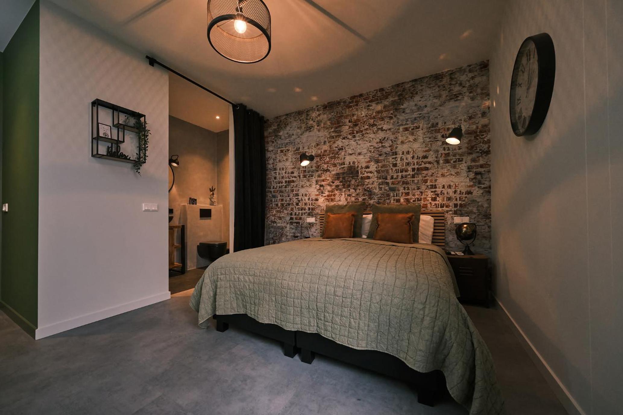 Deluxe Room - Photo 1