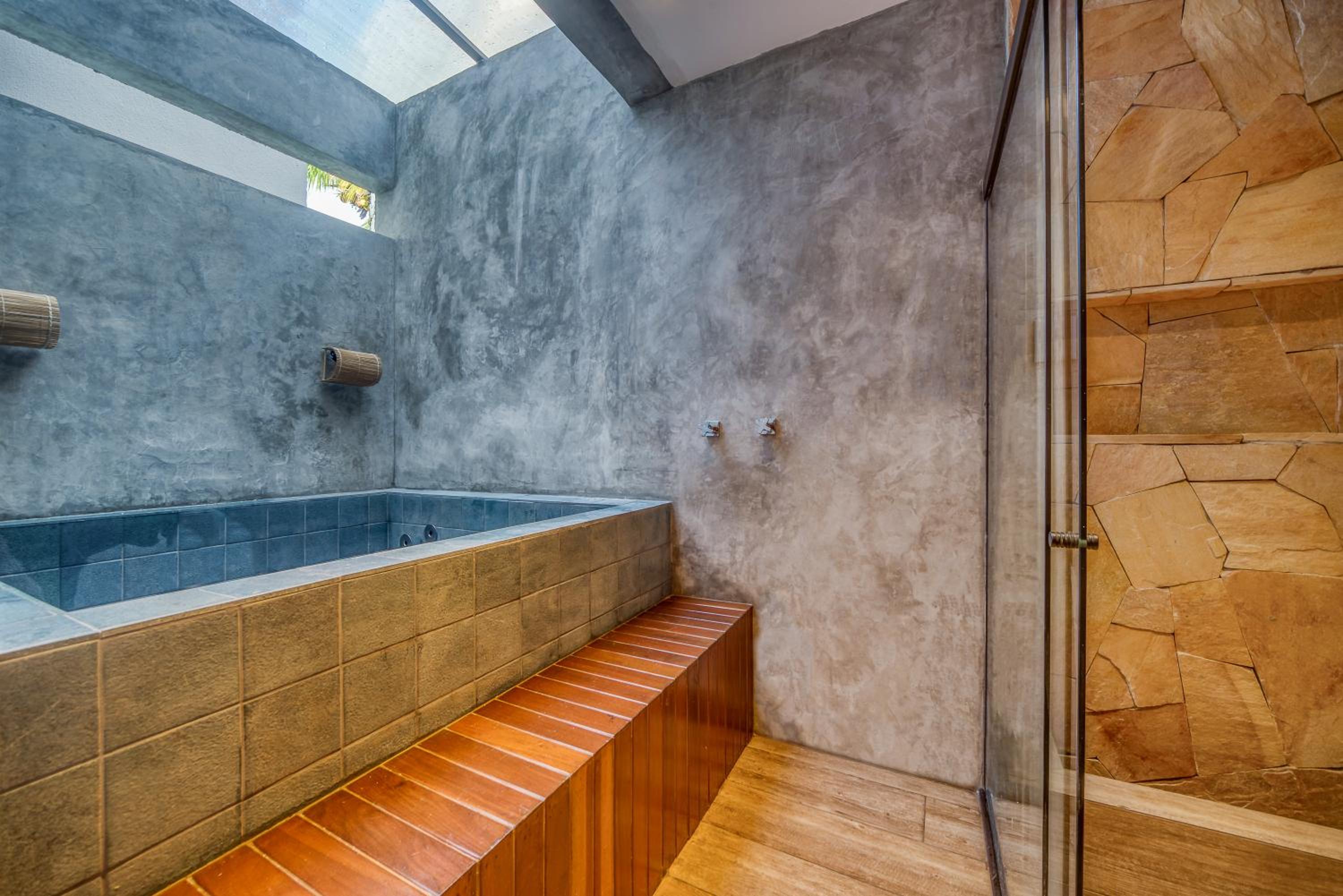 Suite with Private Pool photo 3