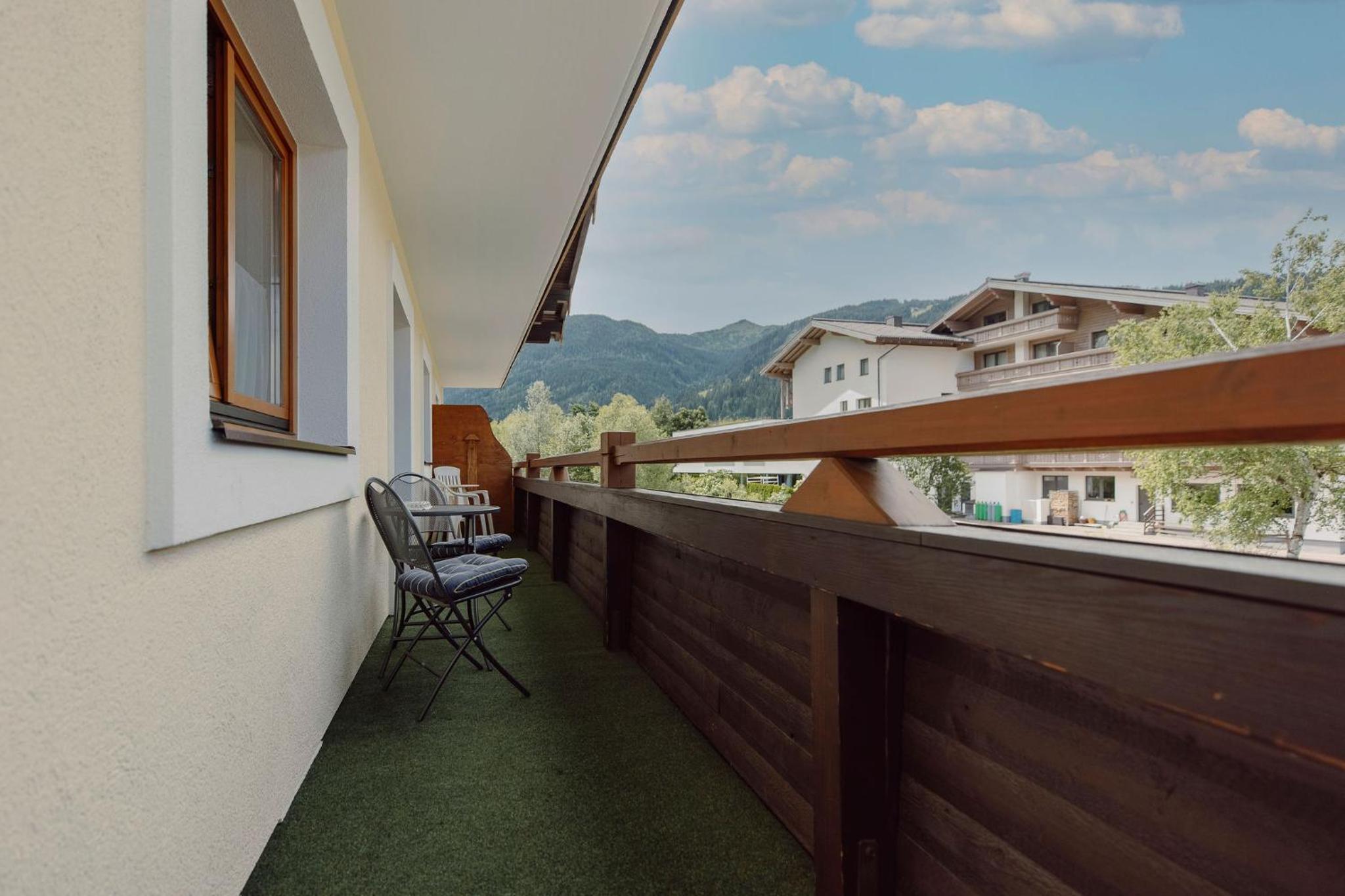 Apartment with Balcony photo 2