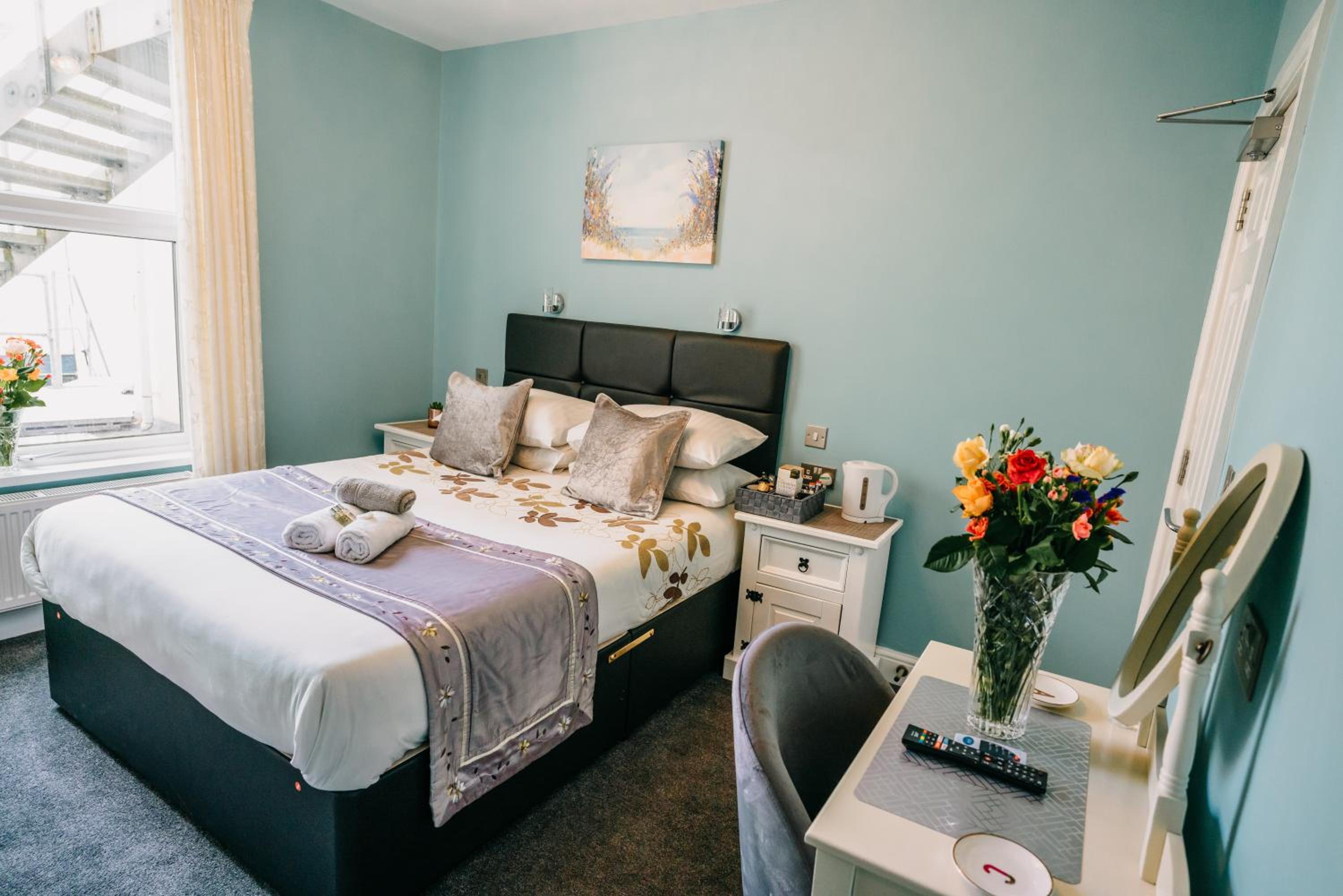 Standard Double Room - Photo 4