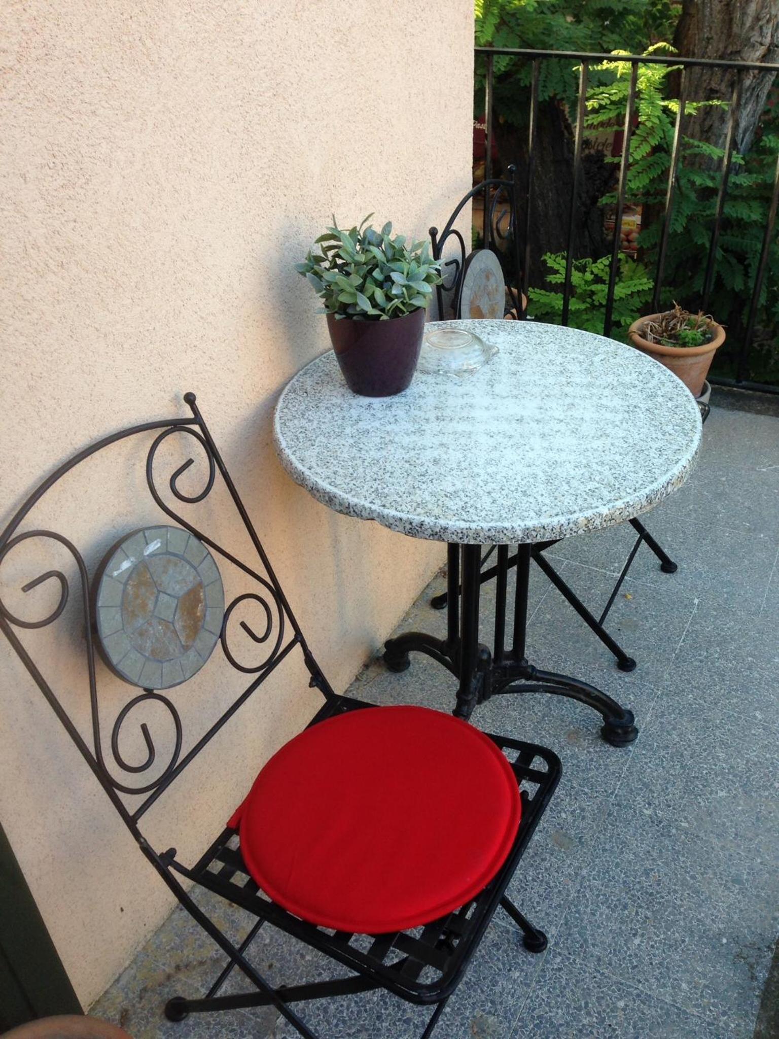 Studio with Balcony - Photo 13