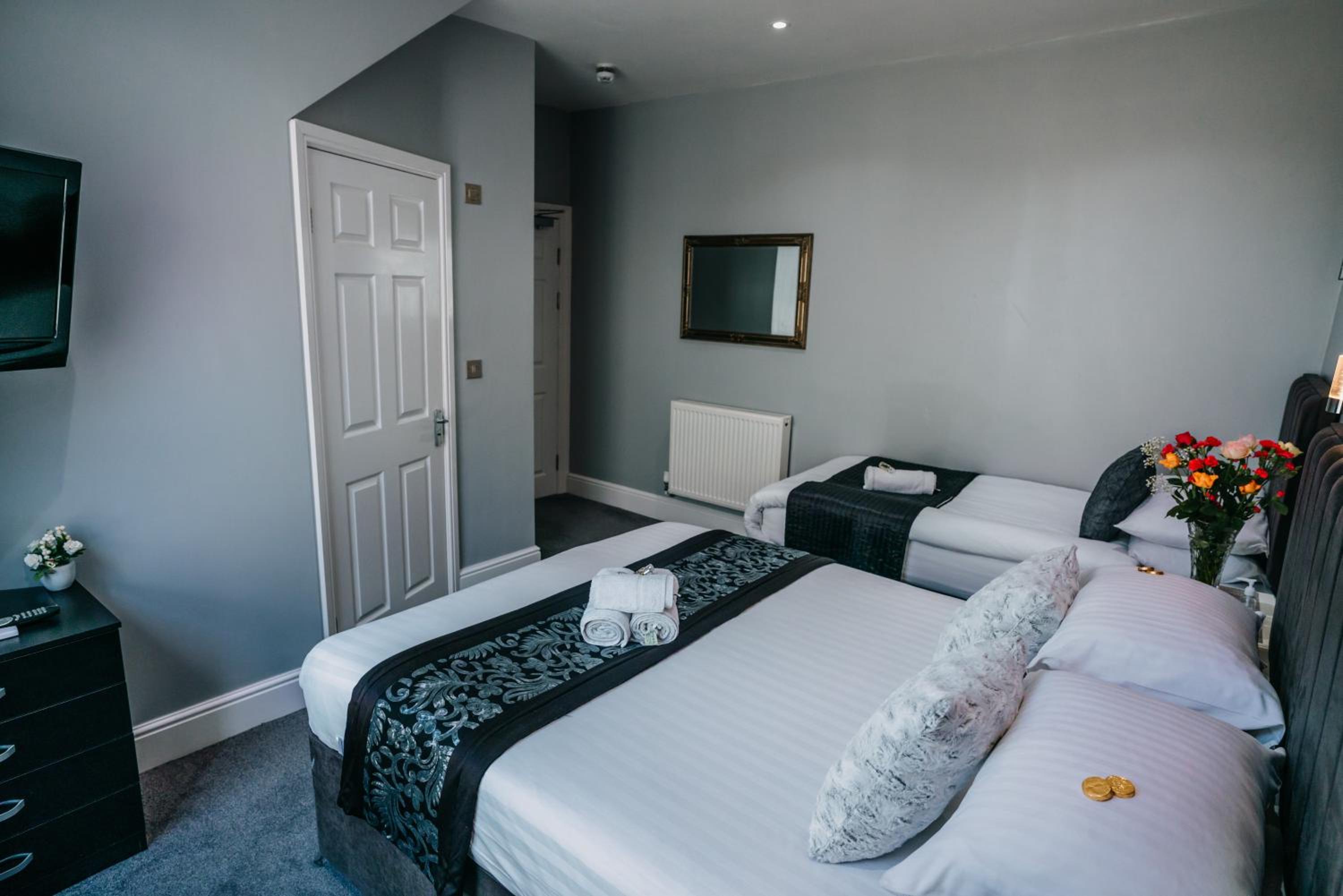 Standard Triple Room photo 2