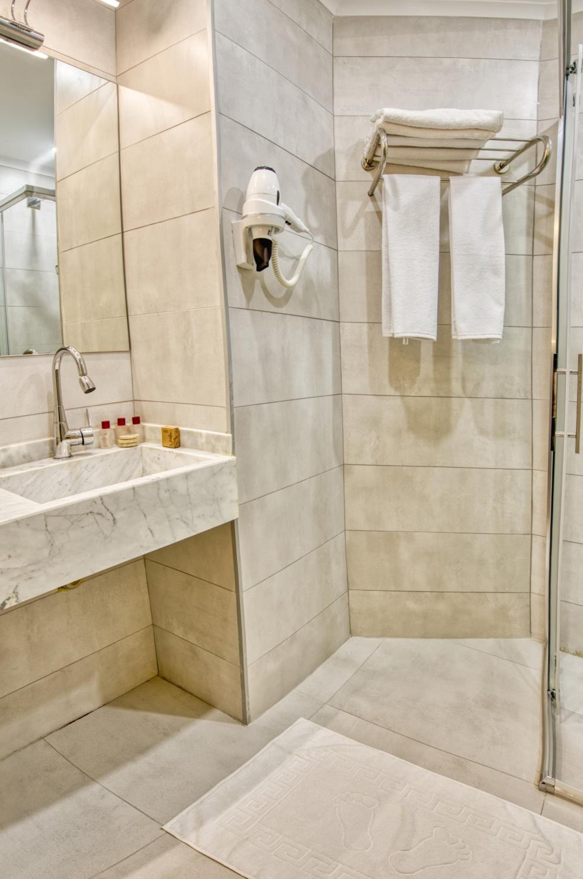 Superior Single Room photo 3