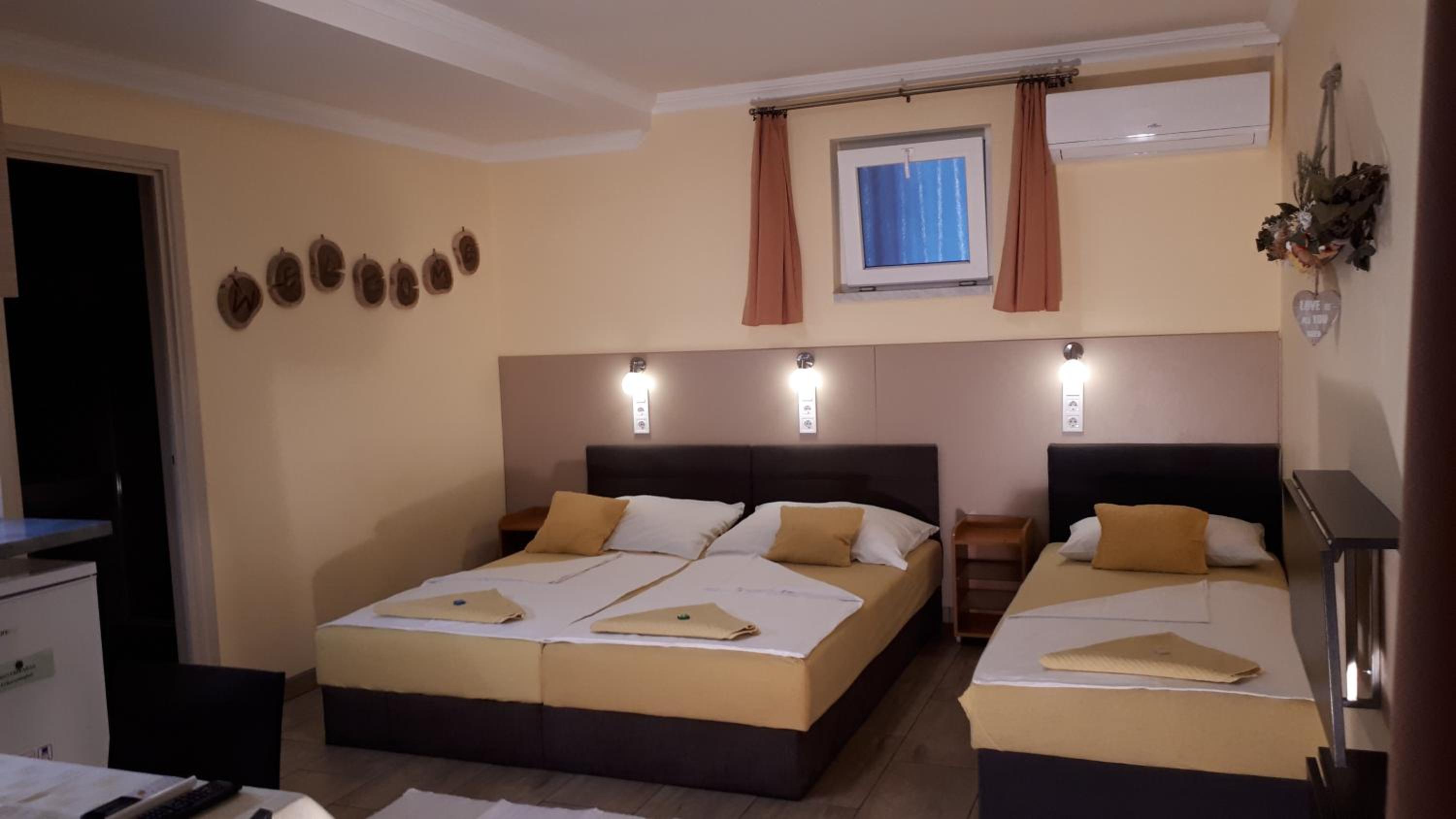 Triple Room photo 3