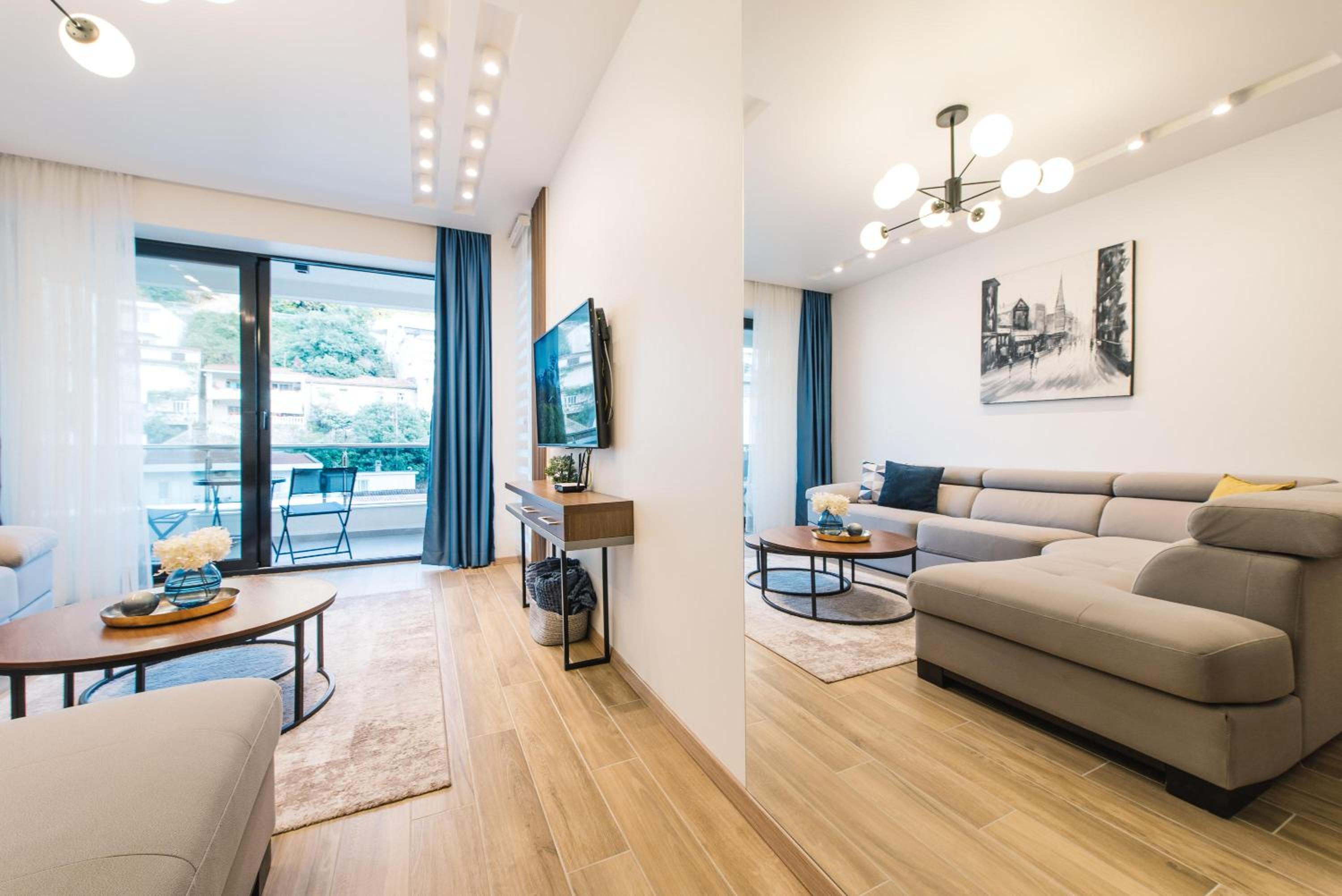 Deluxe Suite with Sea View