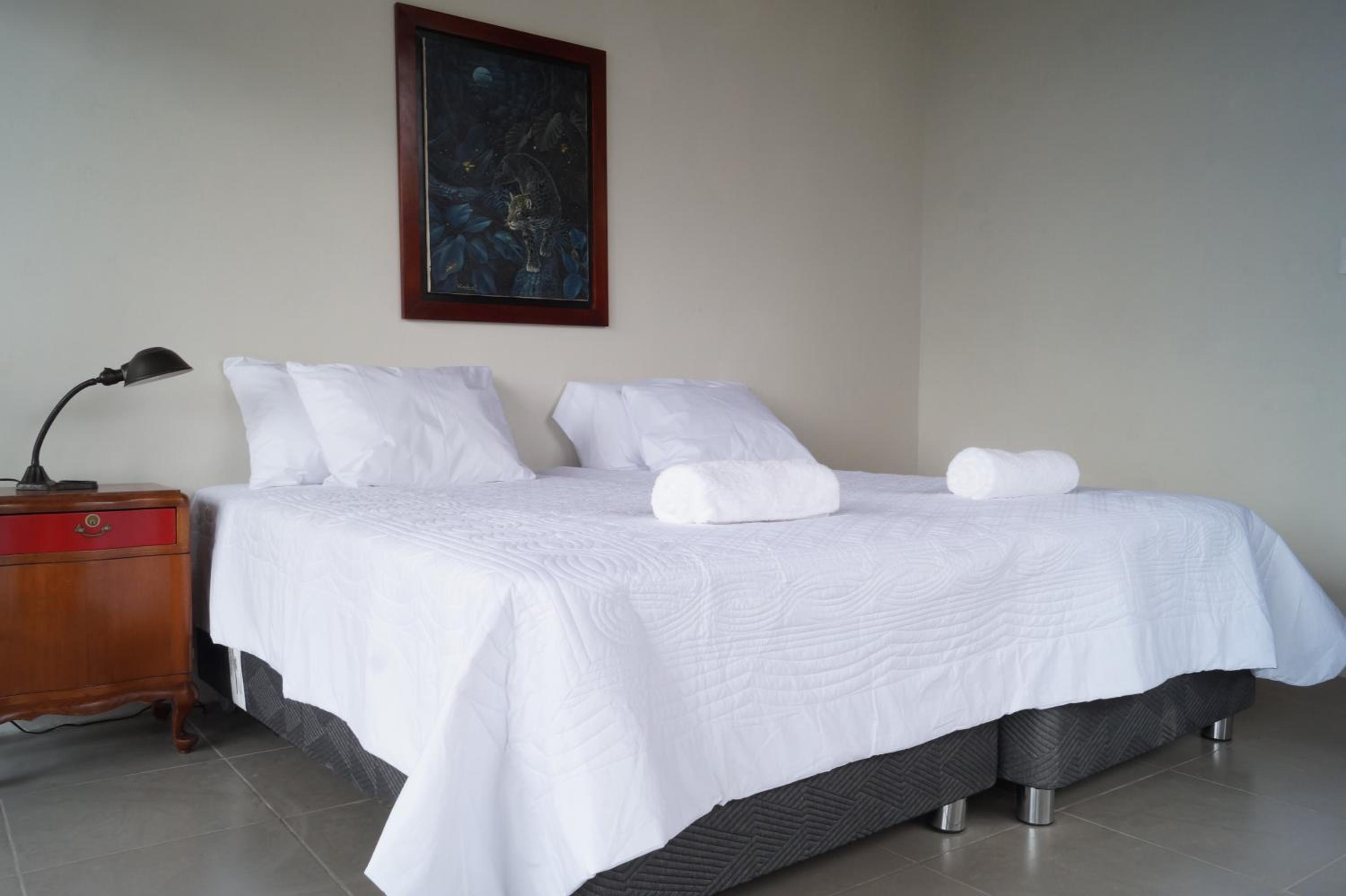 Double or Twin Room photo 3