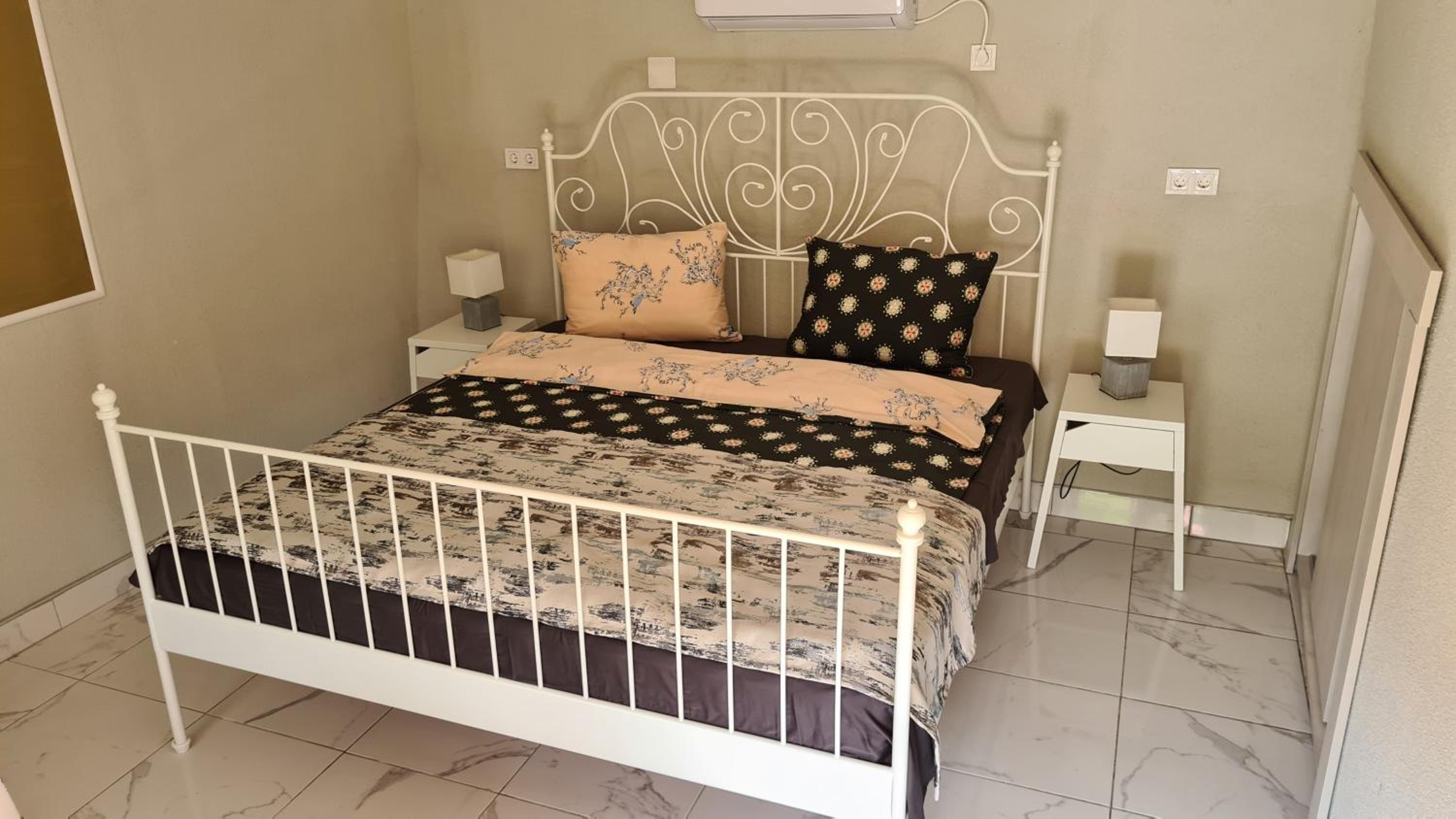 Deluxe Room (2 Adults + 1 Child) photo 2