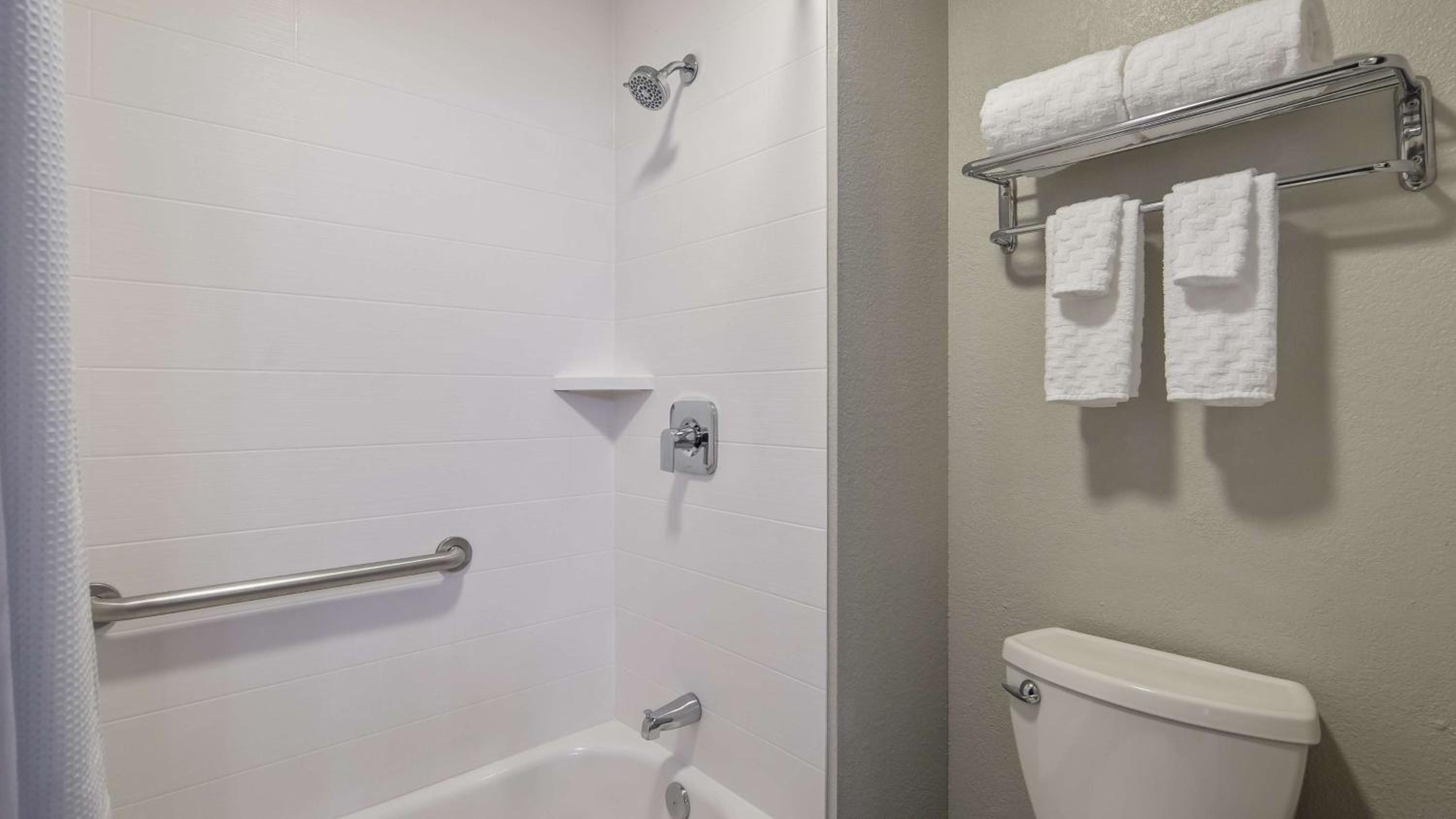 King Room - Non-Smoking - Photo 2