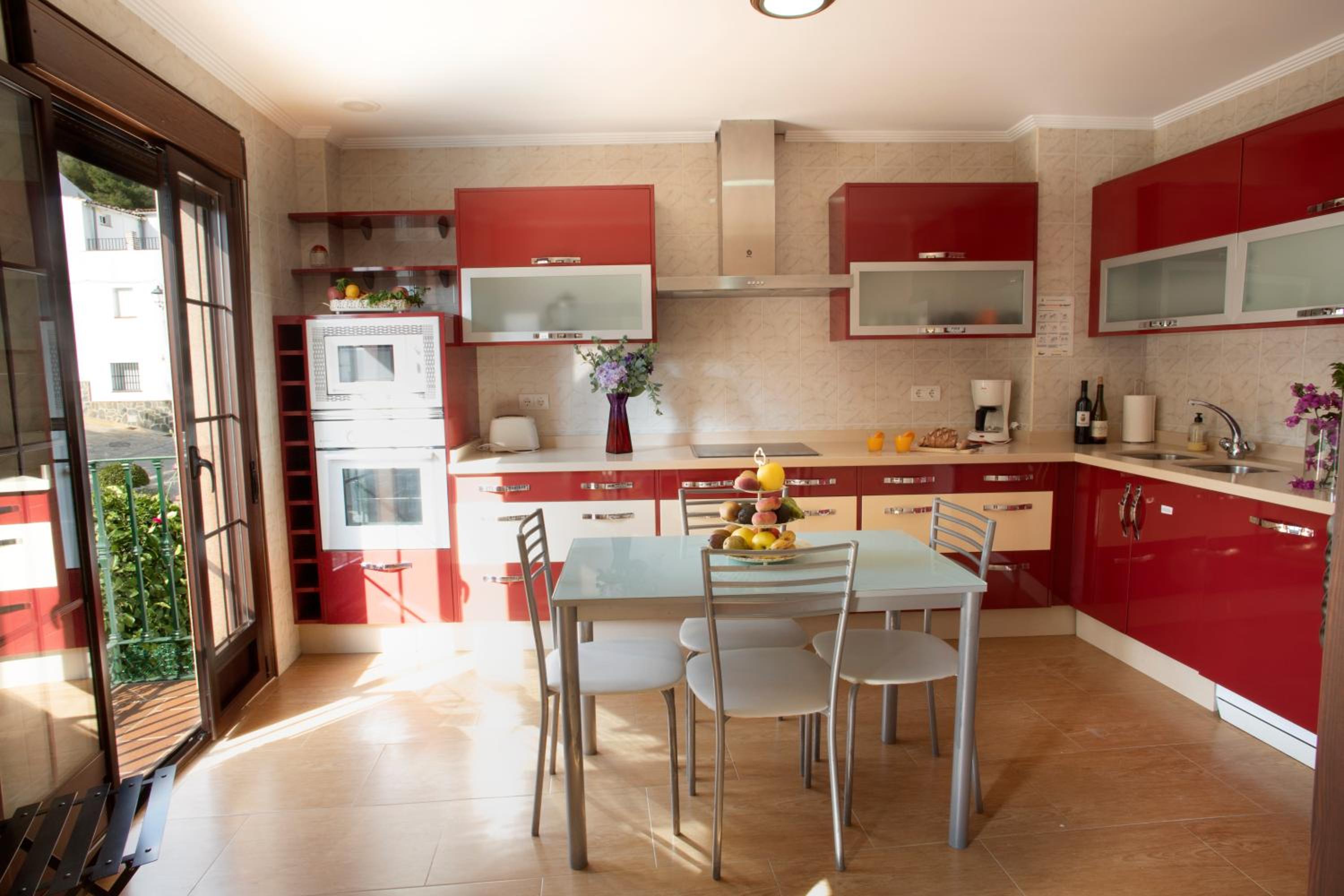Four-Bedroom House - Photo 20