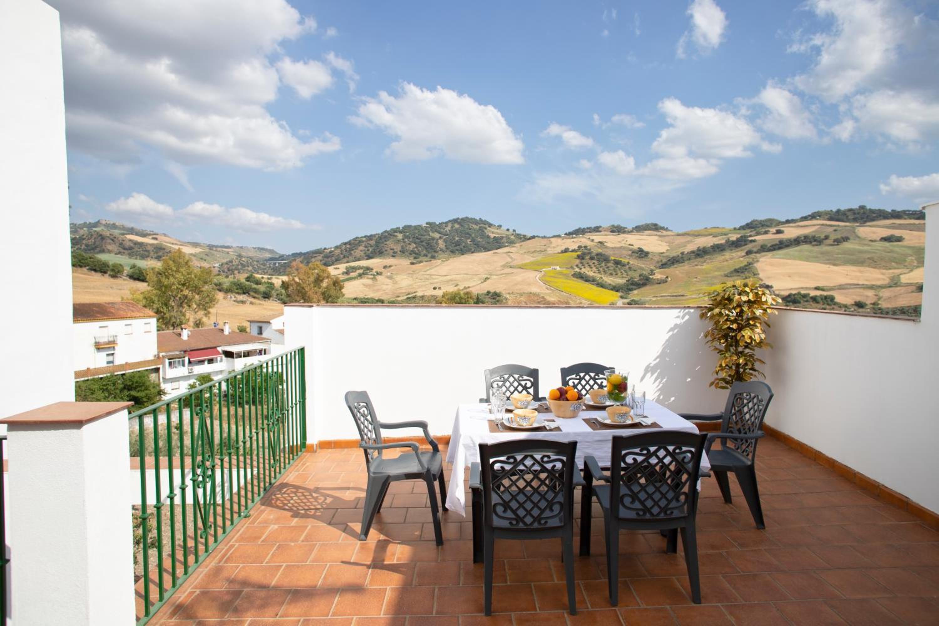 Four-Bedroom House - Photo 19