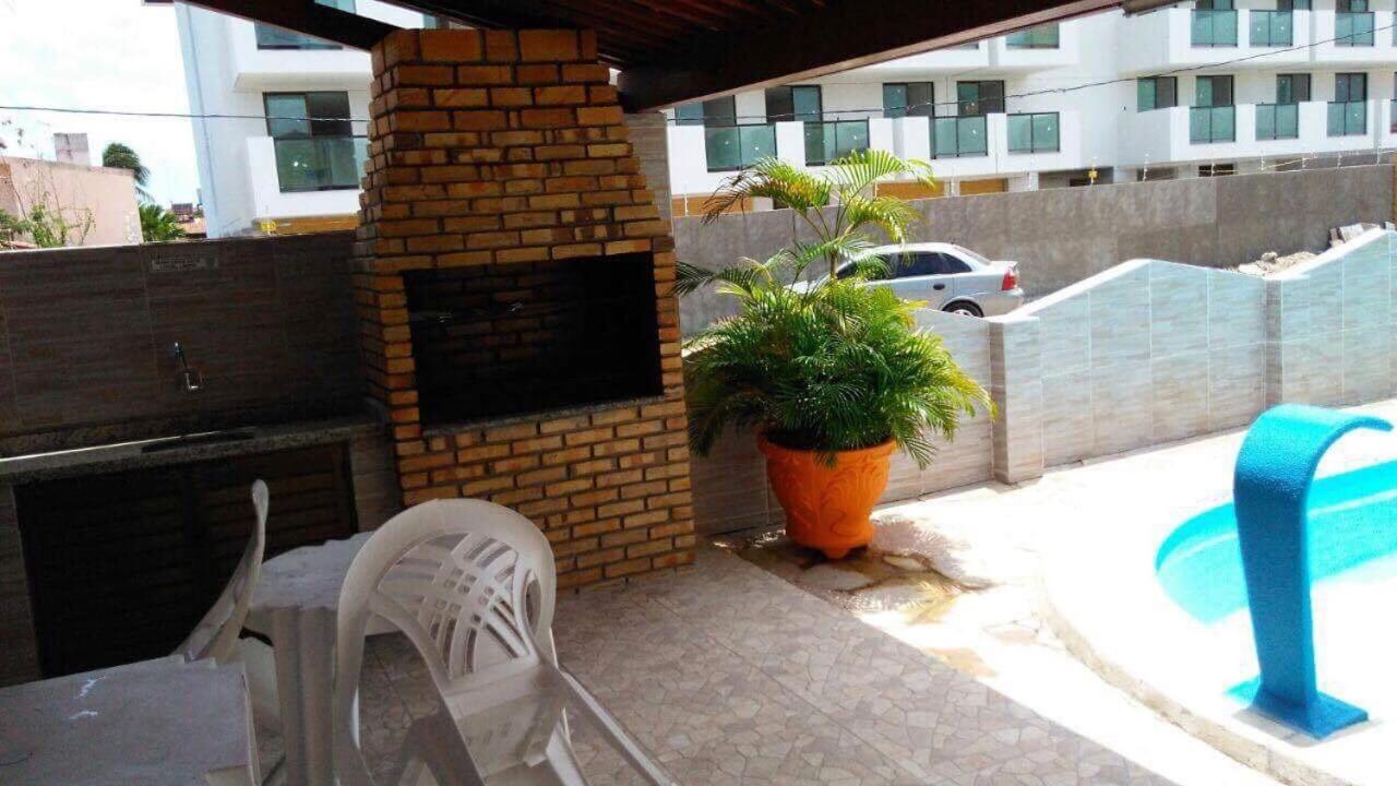 Three-Bedroom Apartment - Photo 6