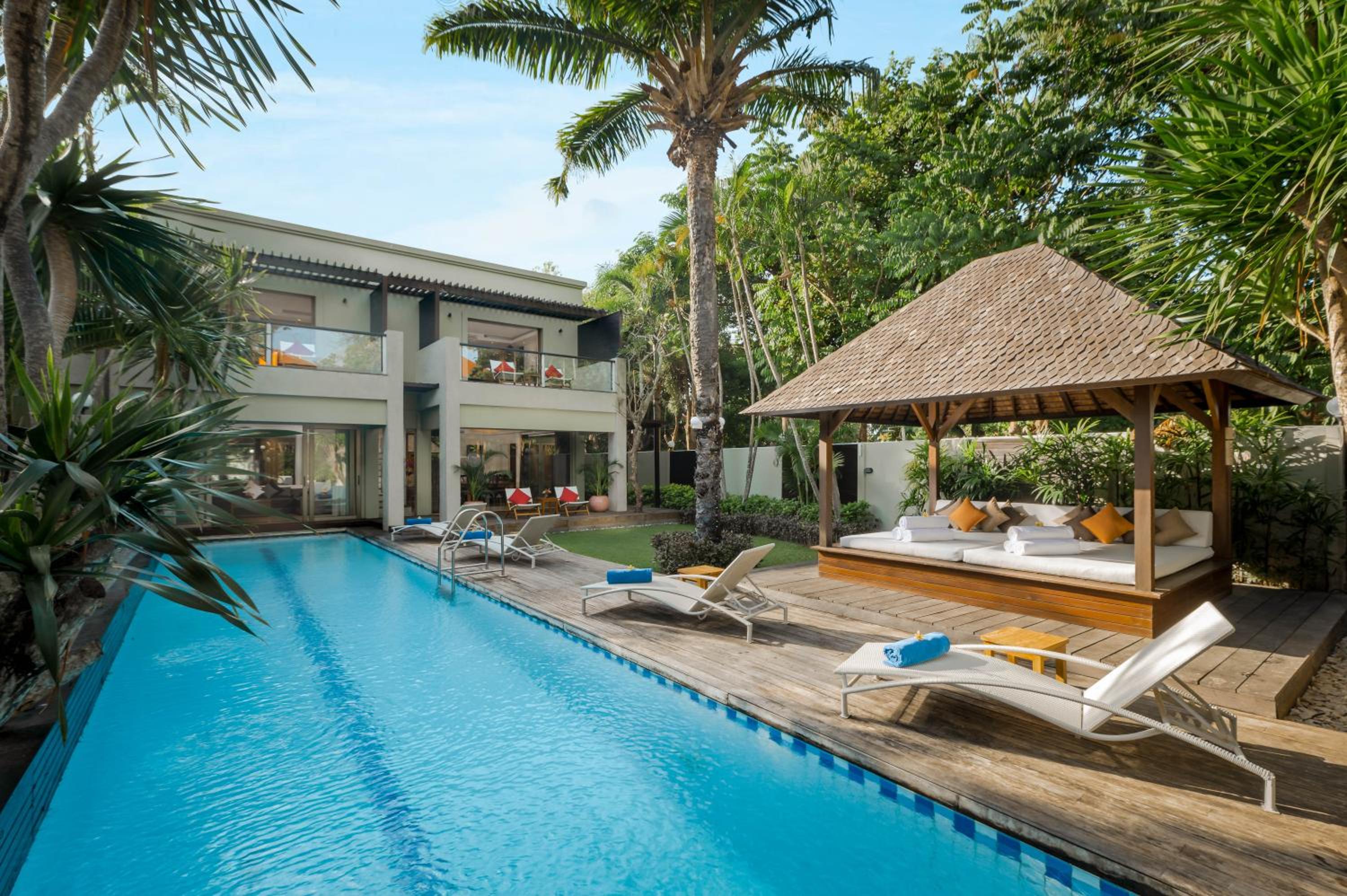 Three Bedroom Grand Deluxe Villa with Private Pool - Photo 3