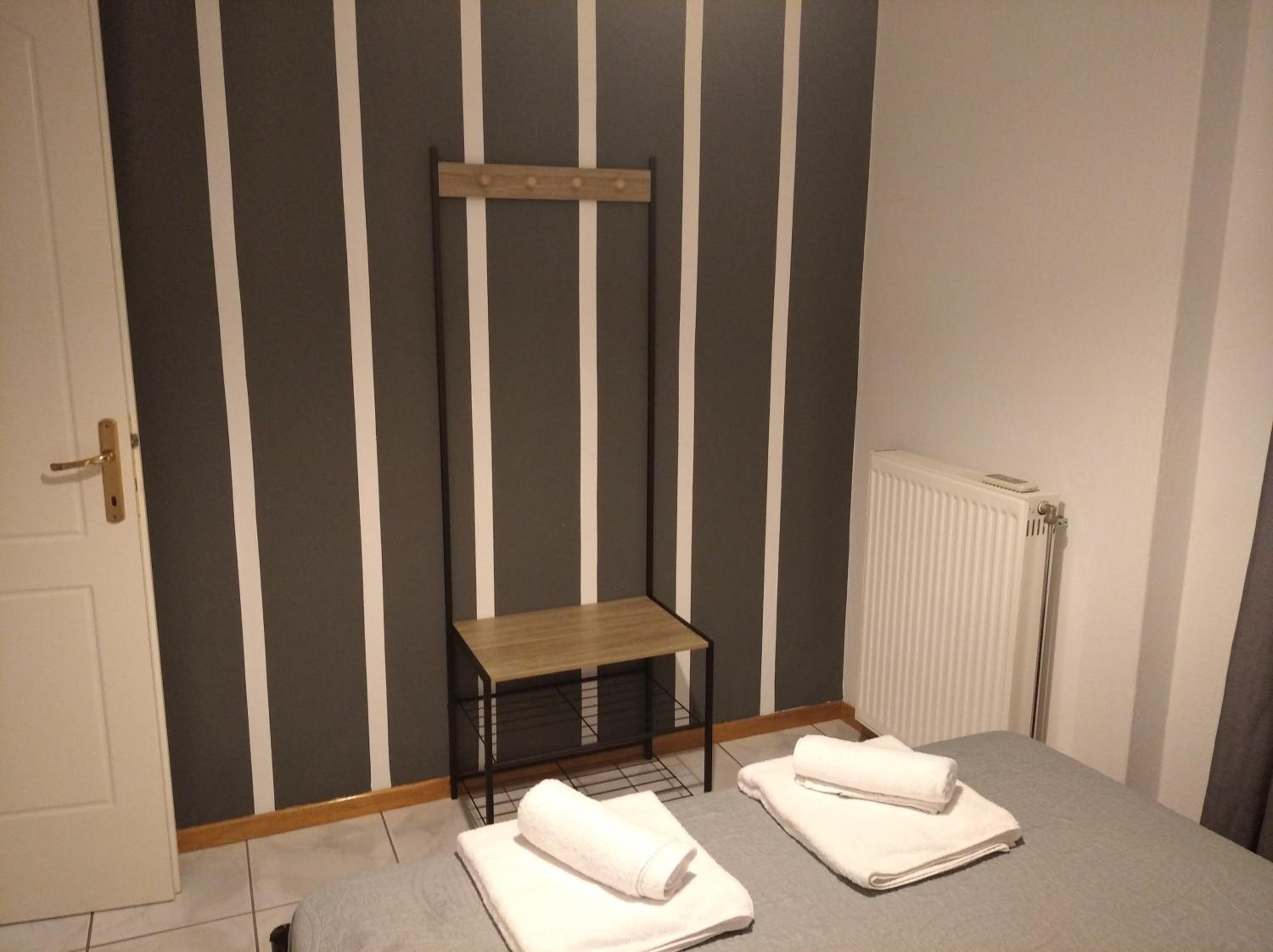 Two-Bedroom Apartment - Photo 6