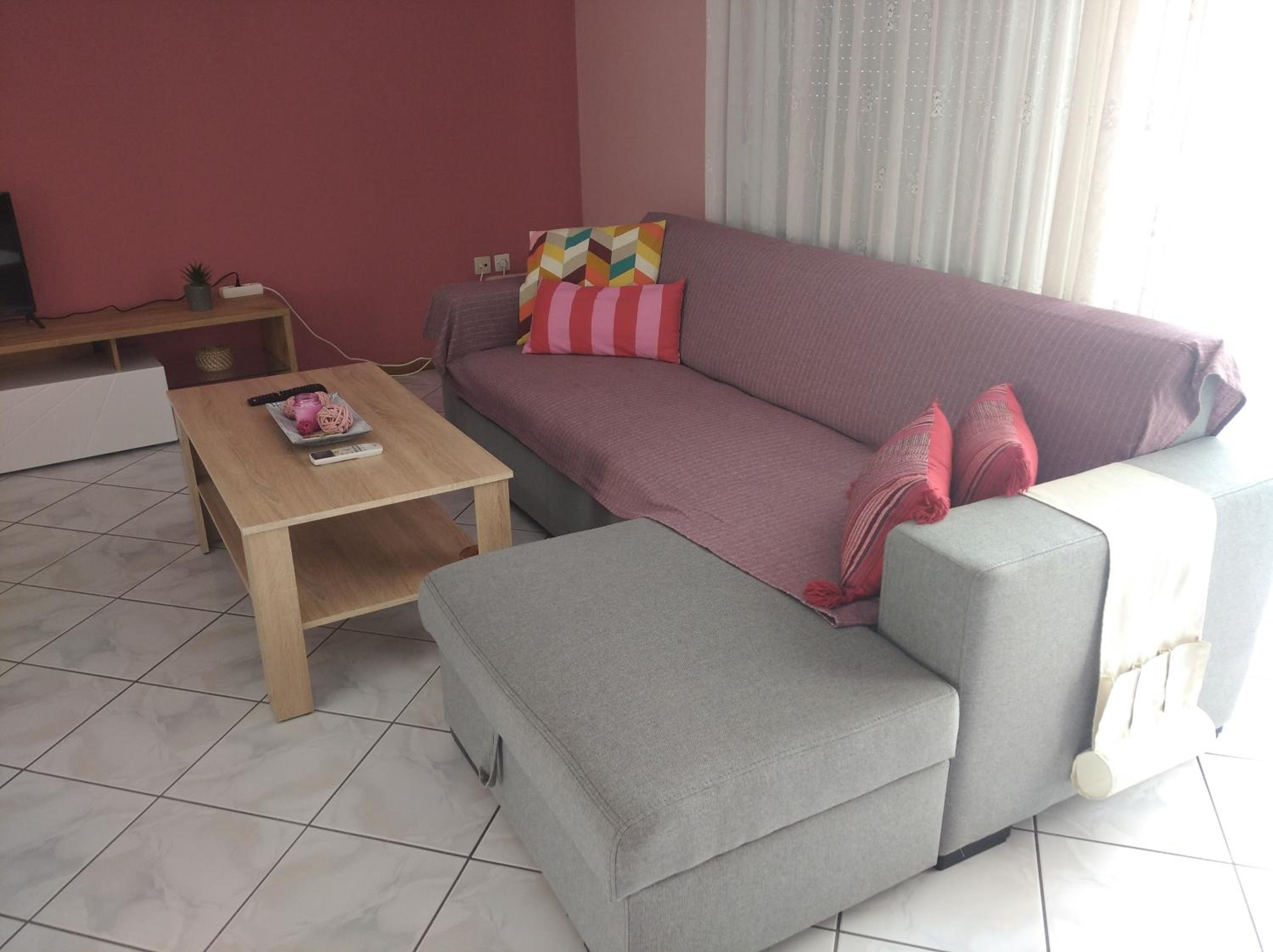 Two-Bedroom Apartment - Photo 5