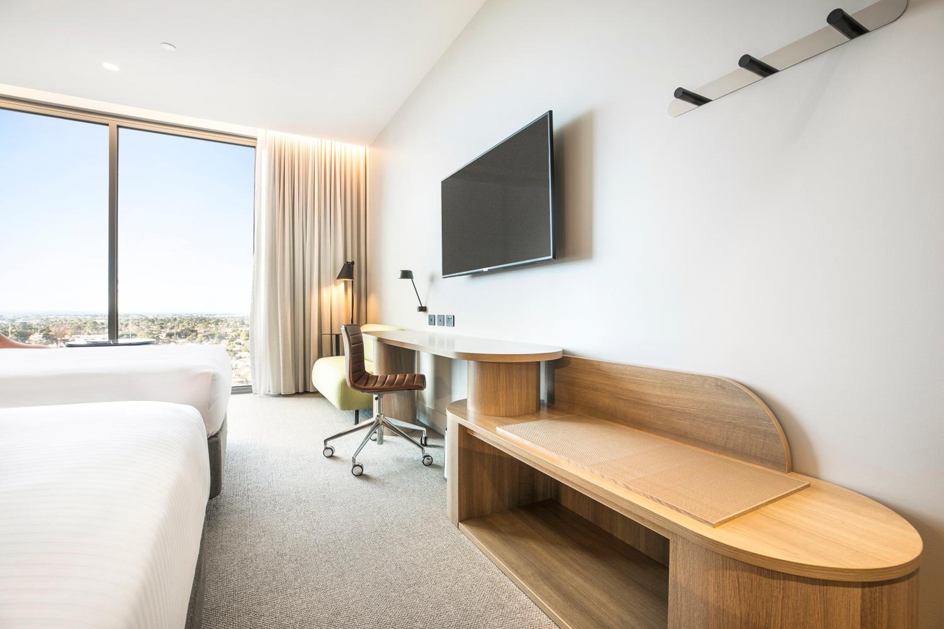 Premium Double Room with Two Double Beds - High Floor - Photo 4