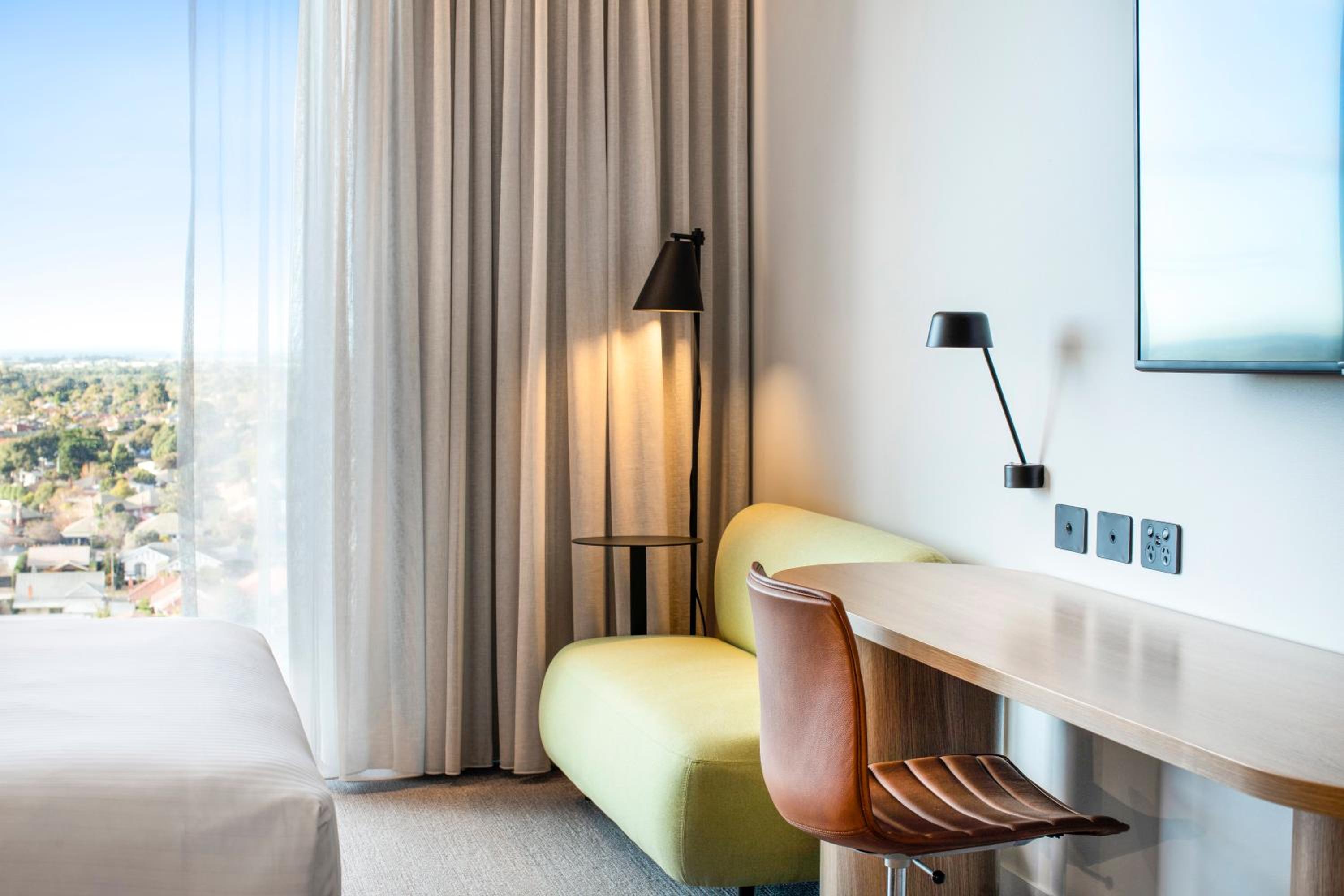 Premium Double Room with Two Double Beds - High Floor - Photo 5