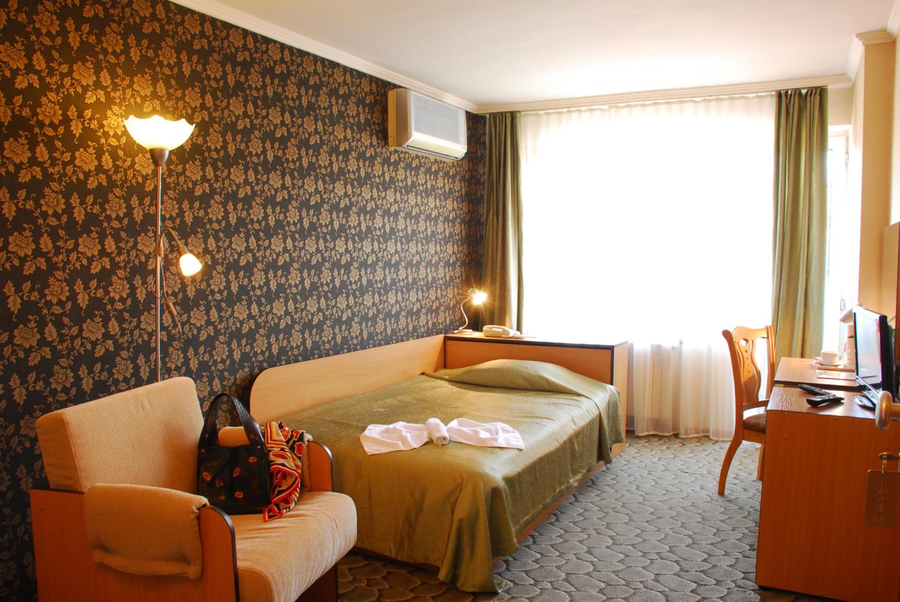 Single Room photo 2