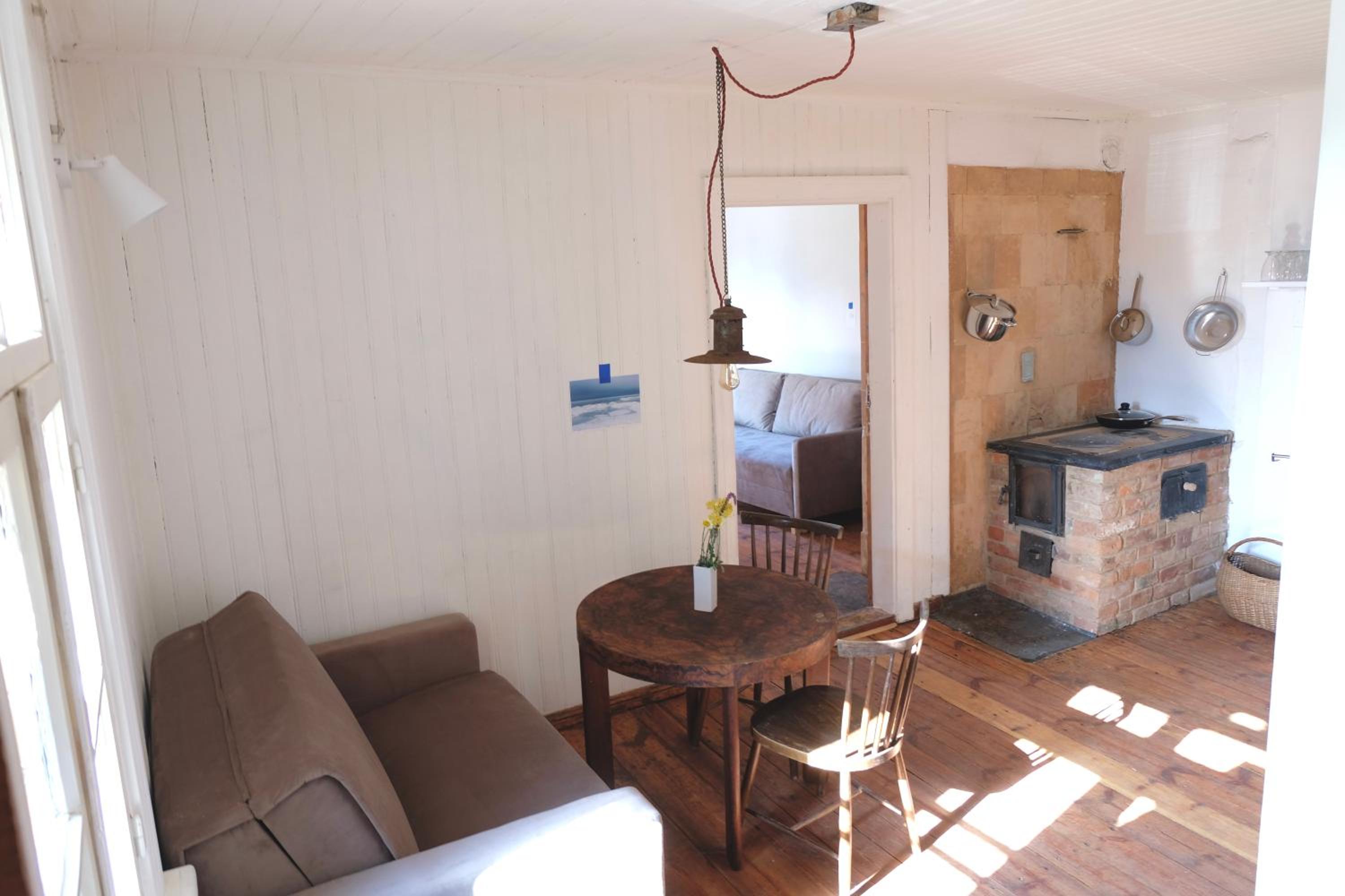 Studio Apartment - Photo 7