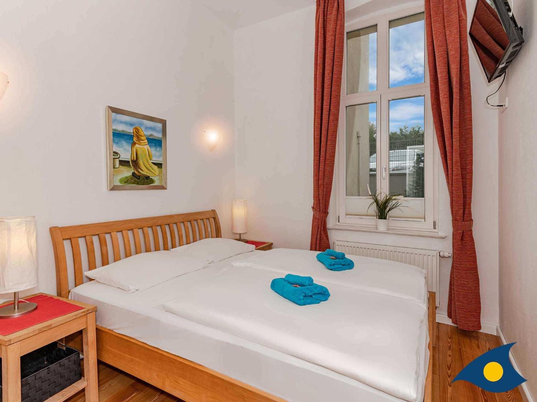 One-Bedroom Apartment with Terrace photo 3