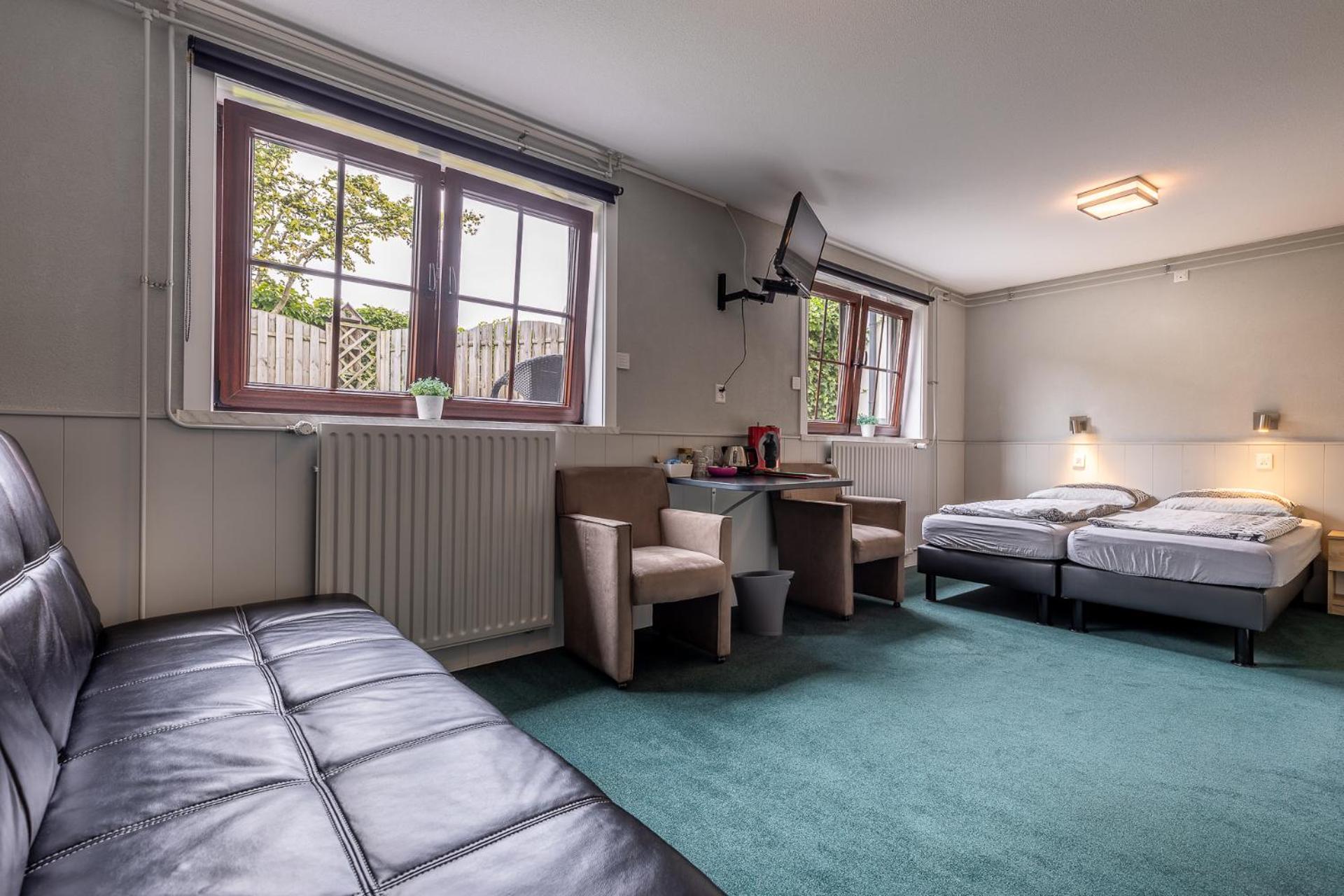Standard Twin Room photo 1