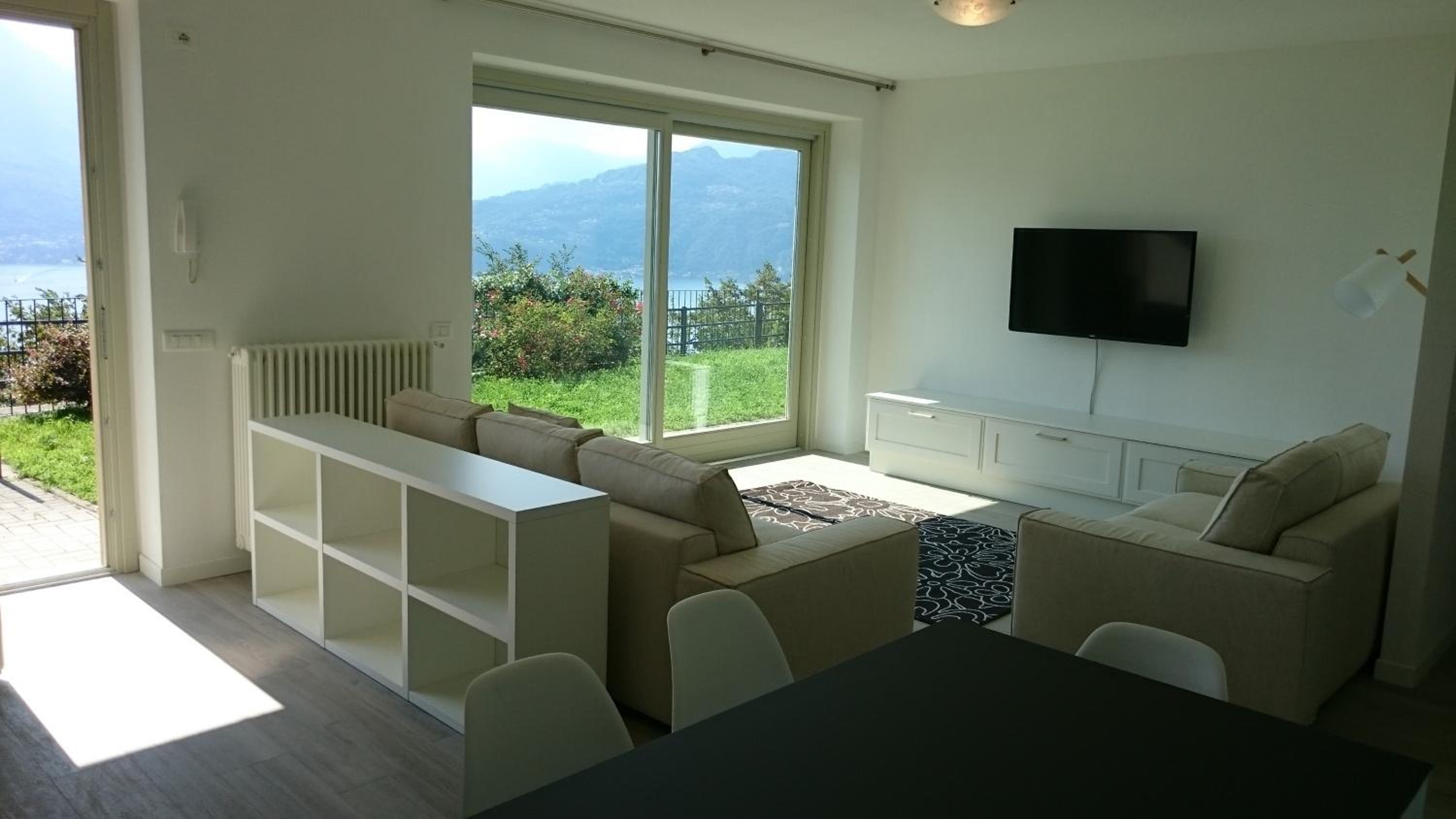 Three-Bedroom Villa photo 2