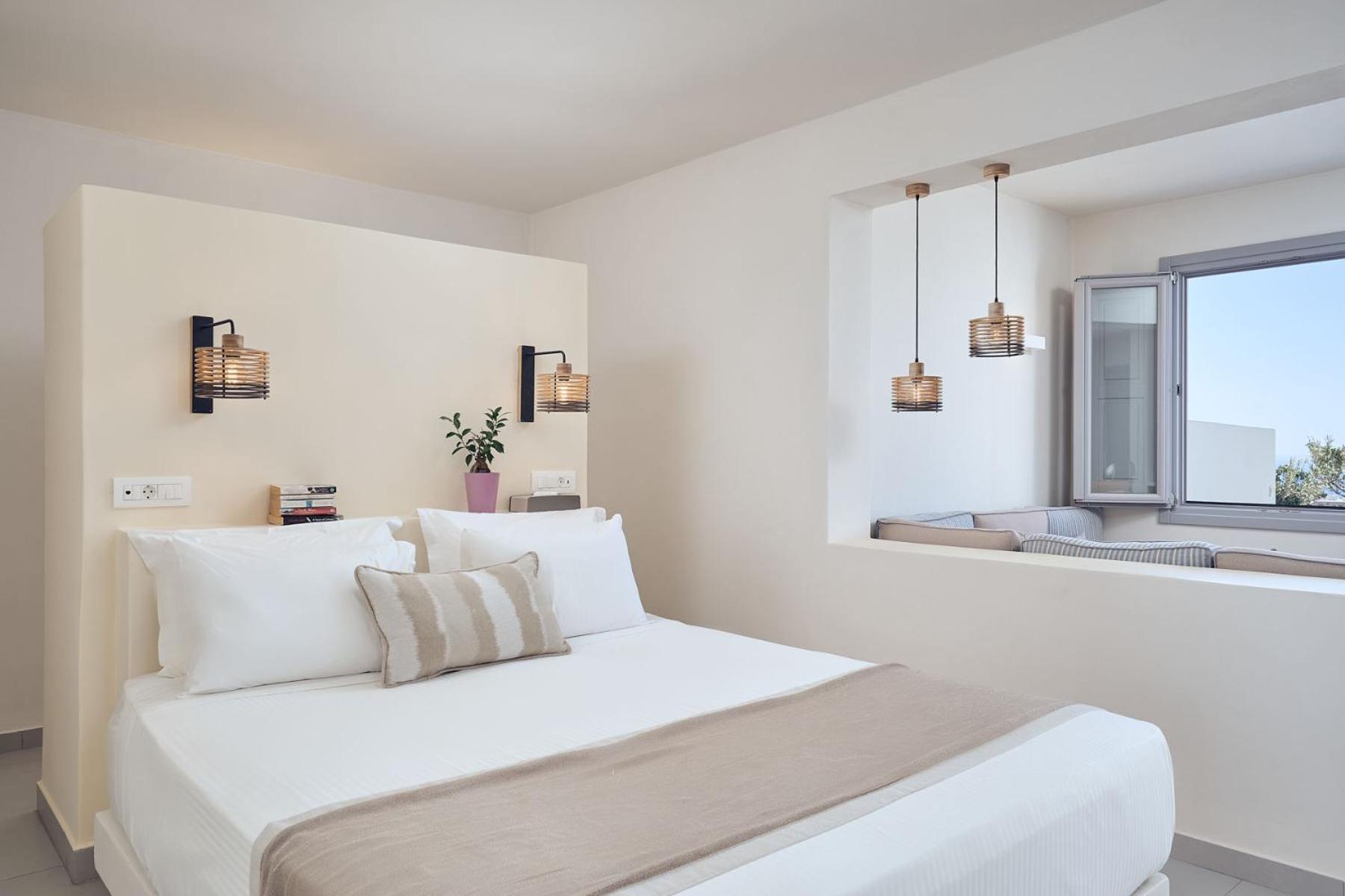 Junior Suite with Hot Tub and Partial Sea view/Lower courtyard - Photo 3