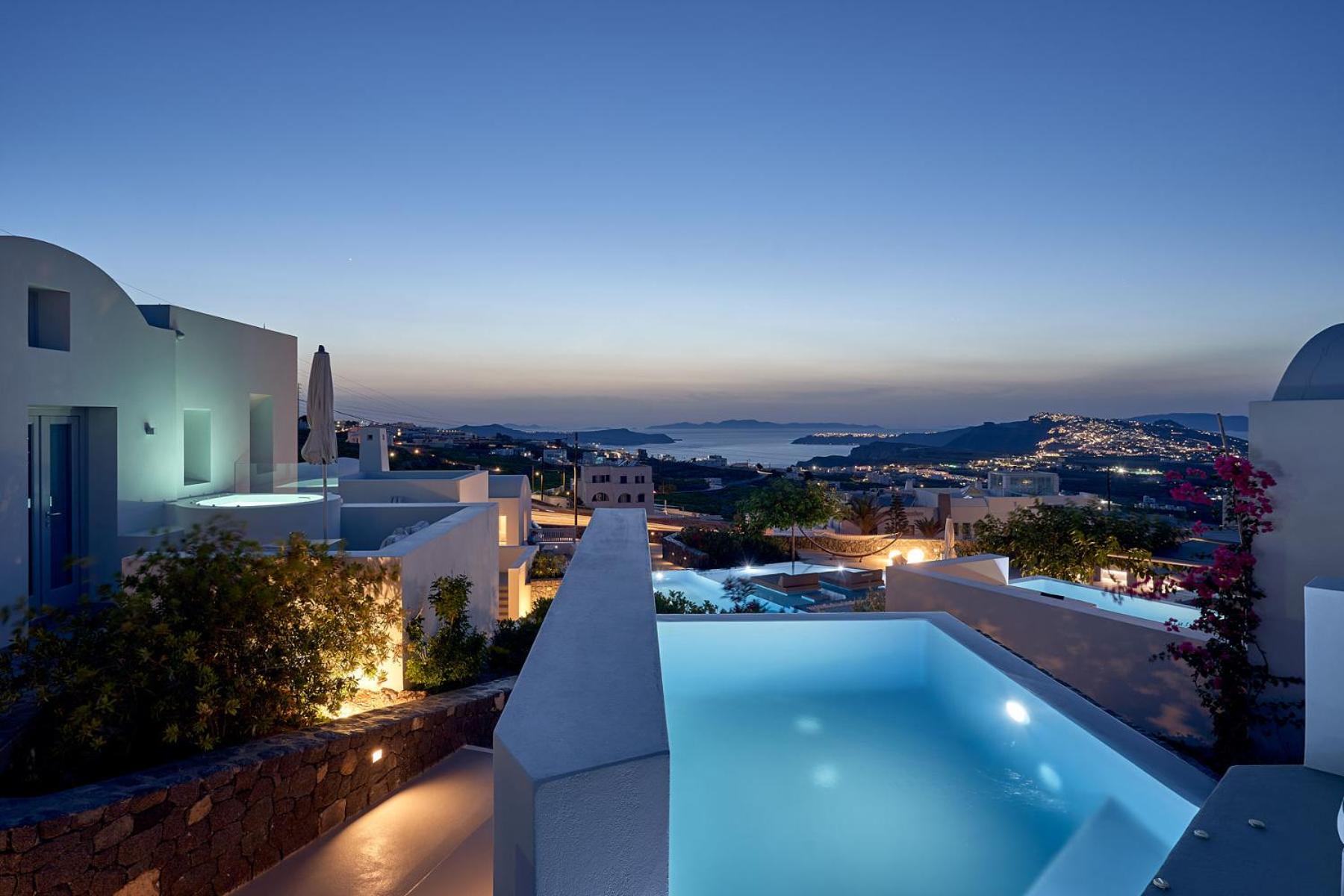 Deluxe Suite with Private Pool and Sea View photo 2