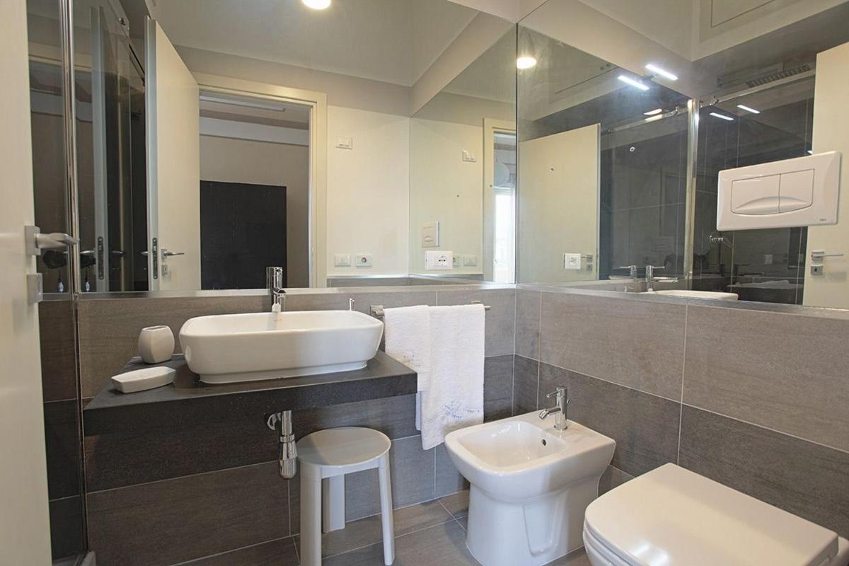 Deluxe Double Room - Photo 6