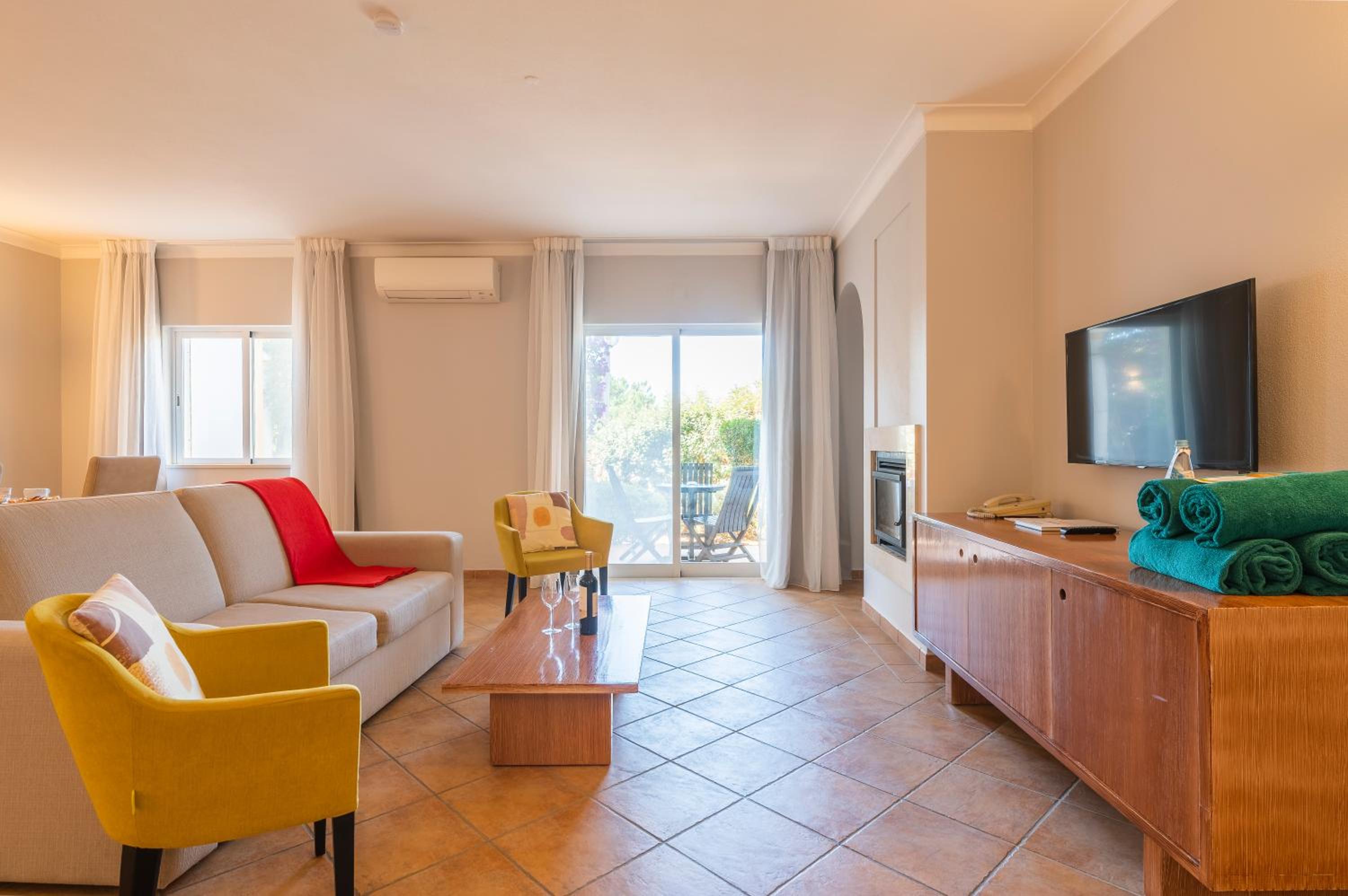 Two-Bedroom Villa - Photo 14