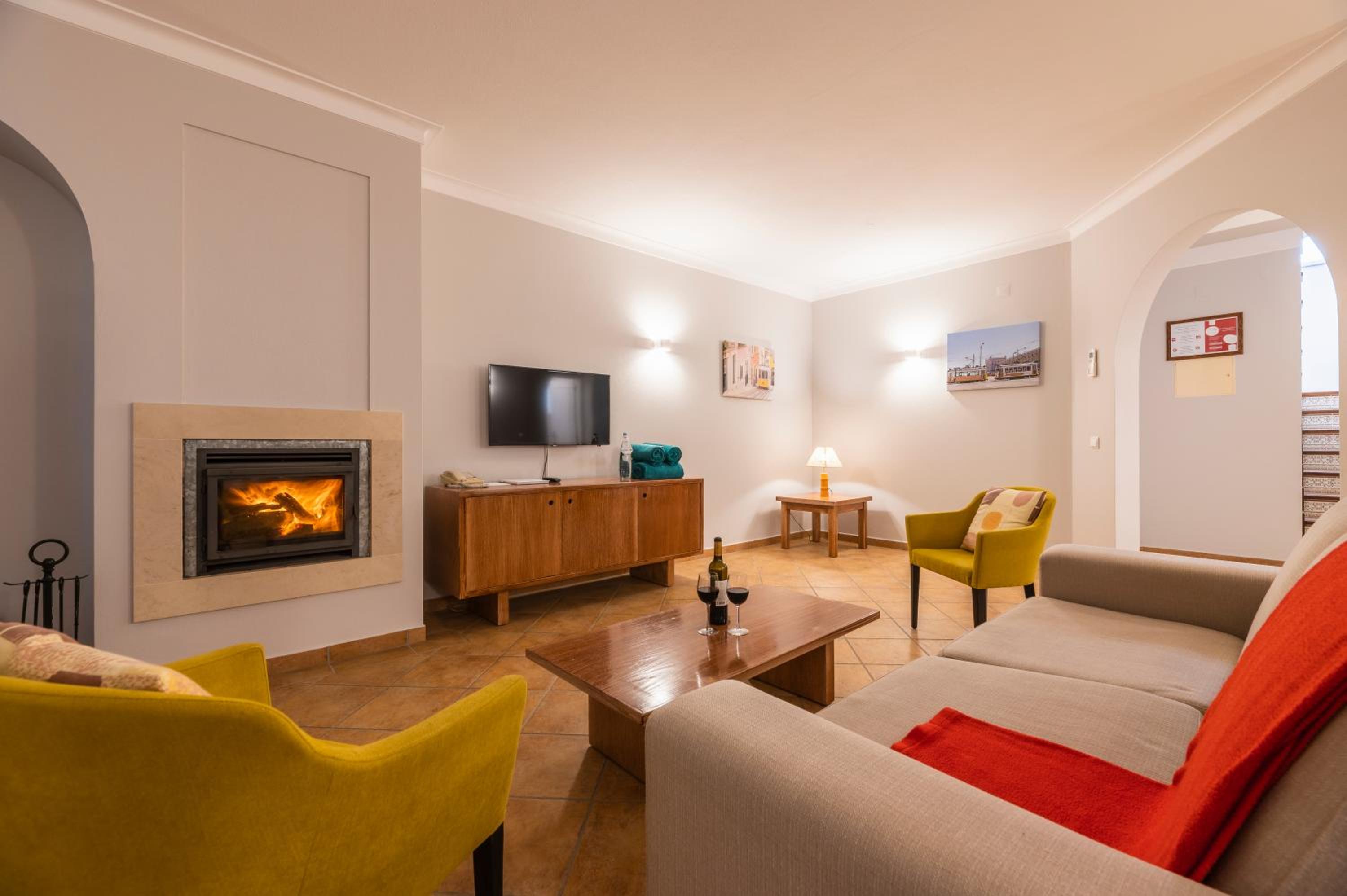 Two-Bedroom Villa - Photo 1