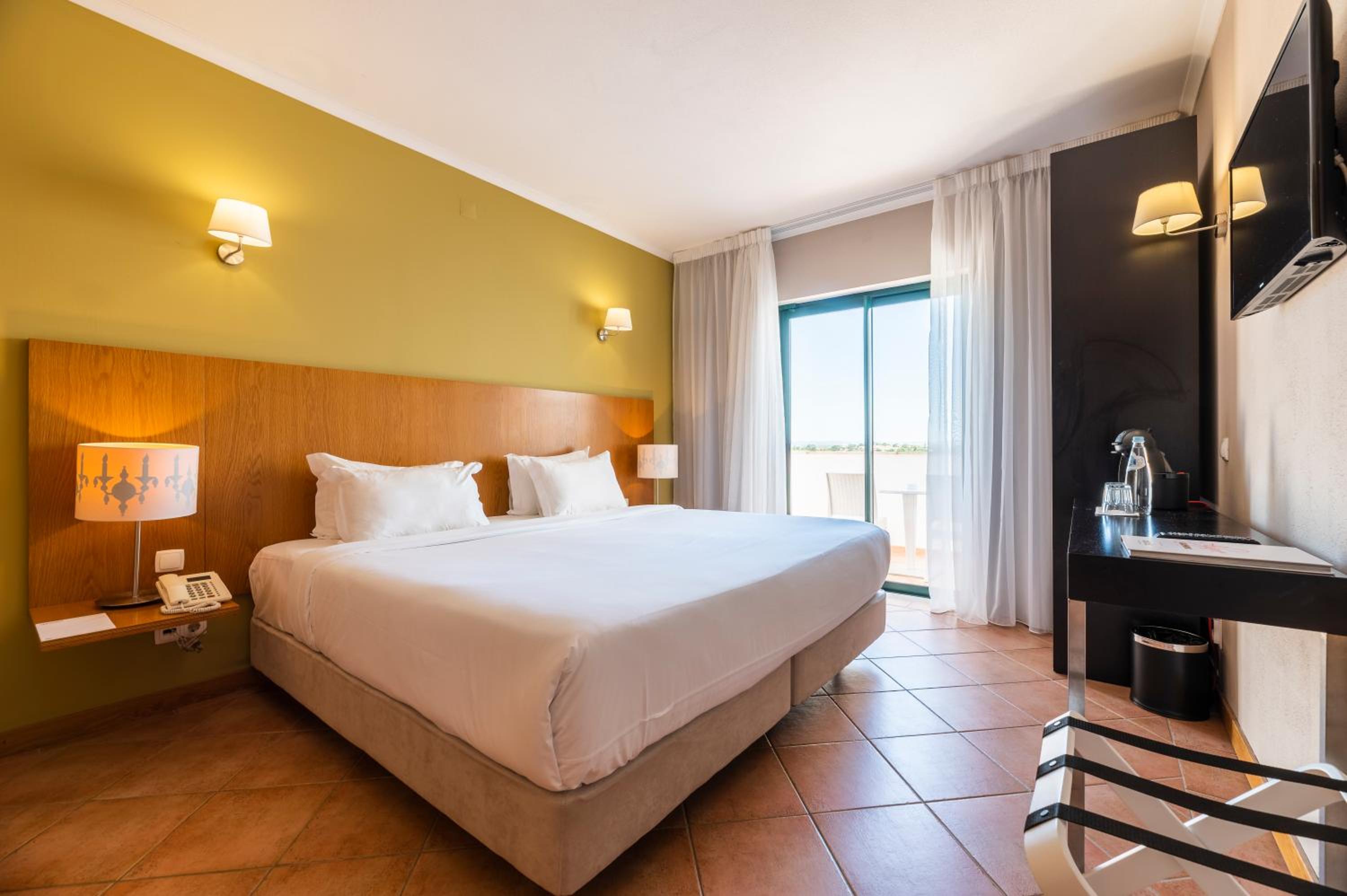 Classic Double or Twin Room - Photo 1