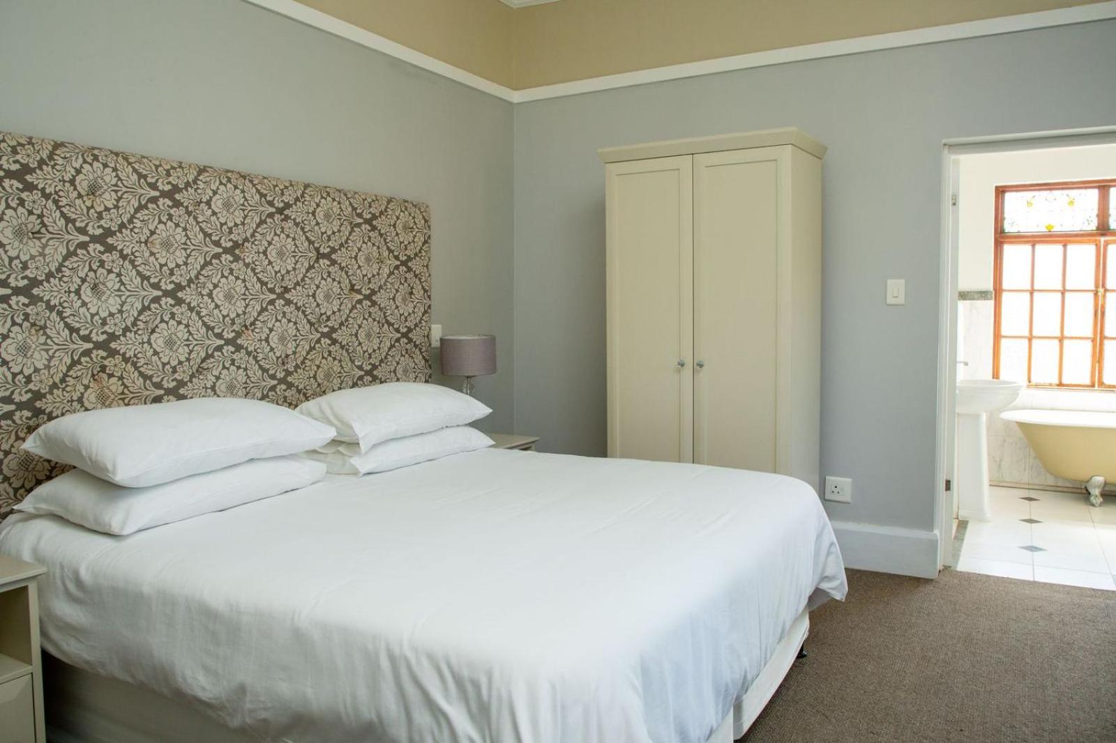 Superior Double and Twin Room - Photo 4