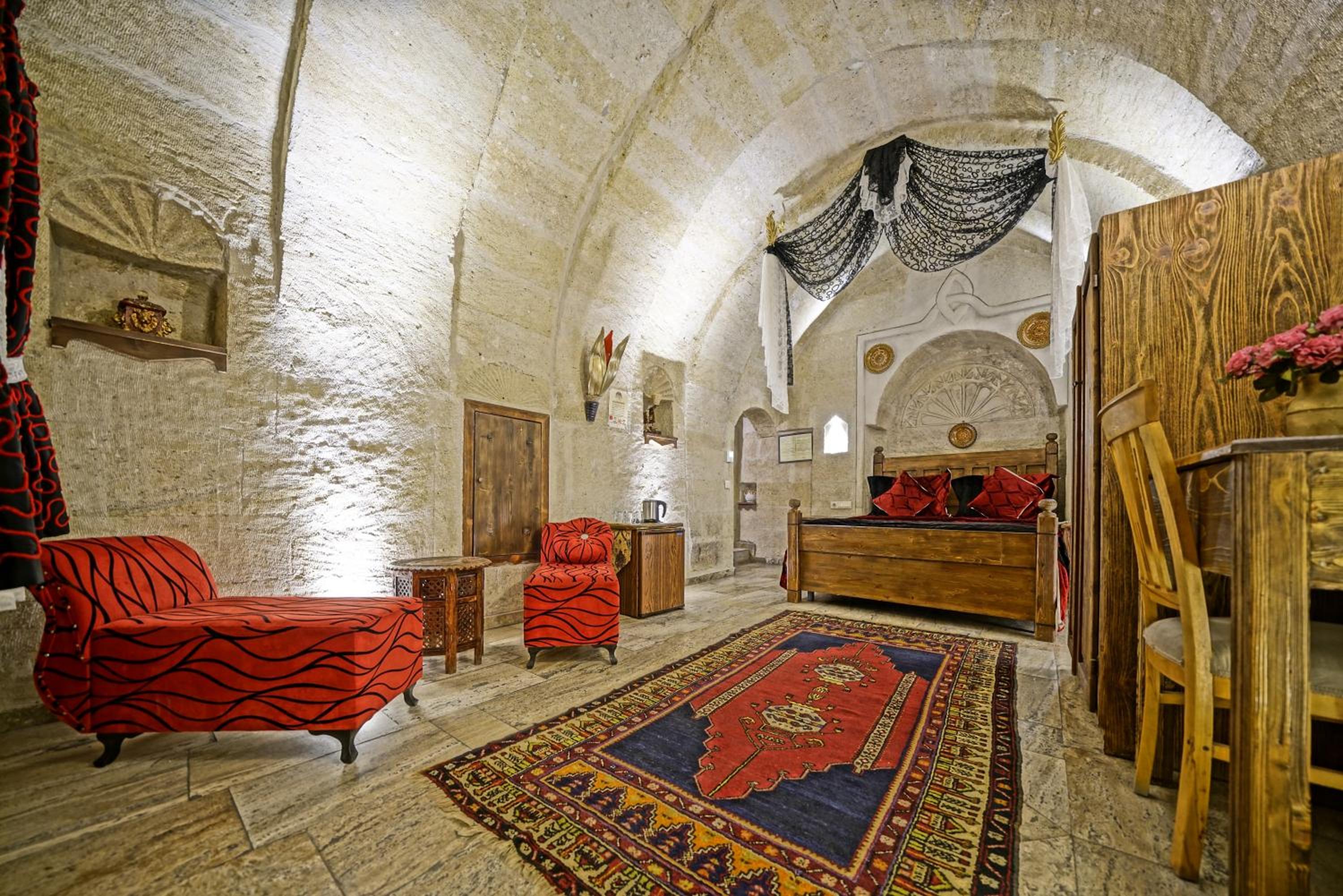 Deluxe Arch Room photo 2