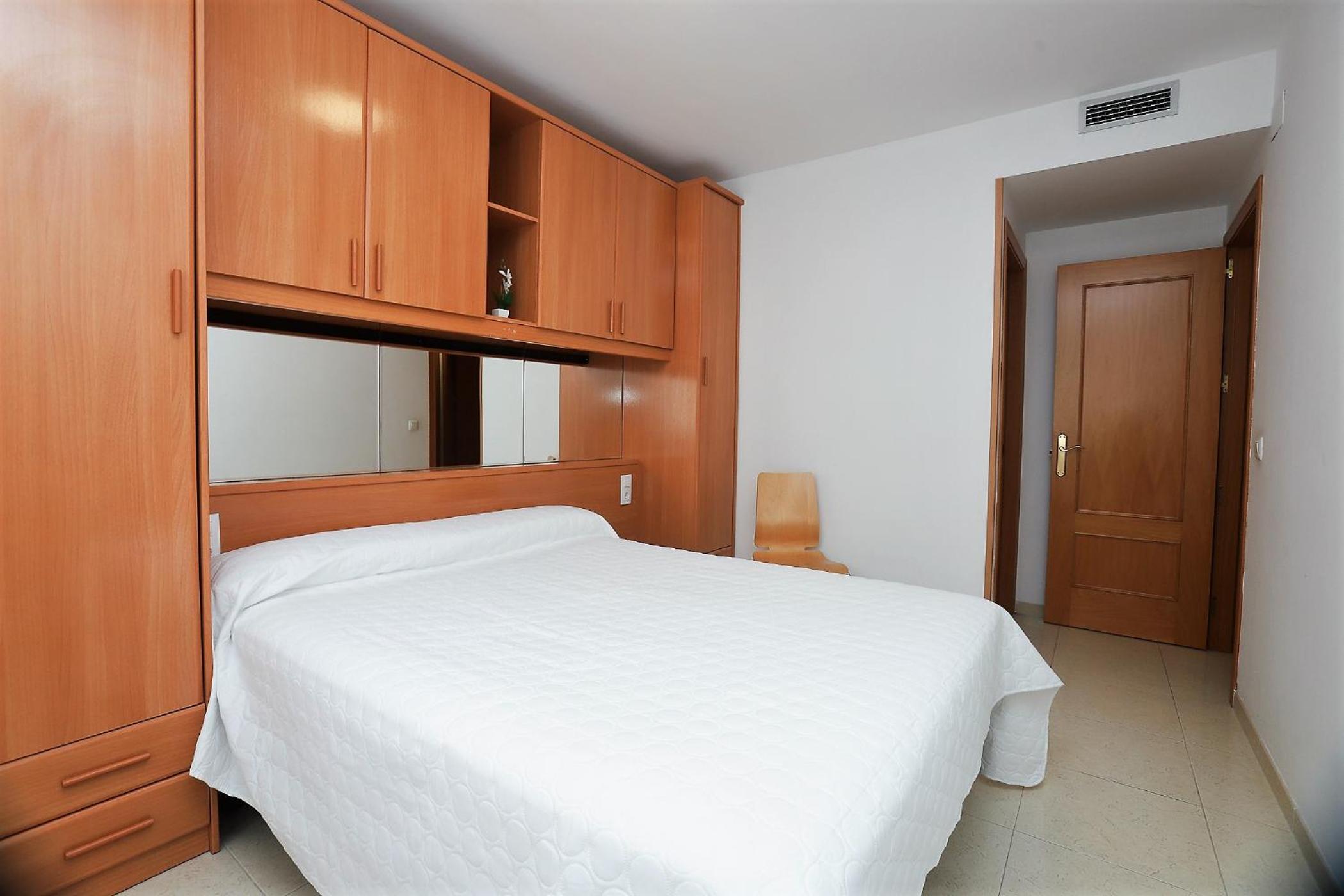 Three-Bedroom Apartment photo 2