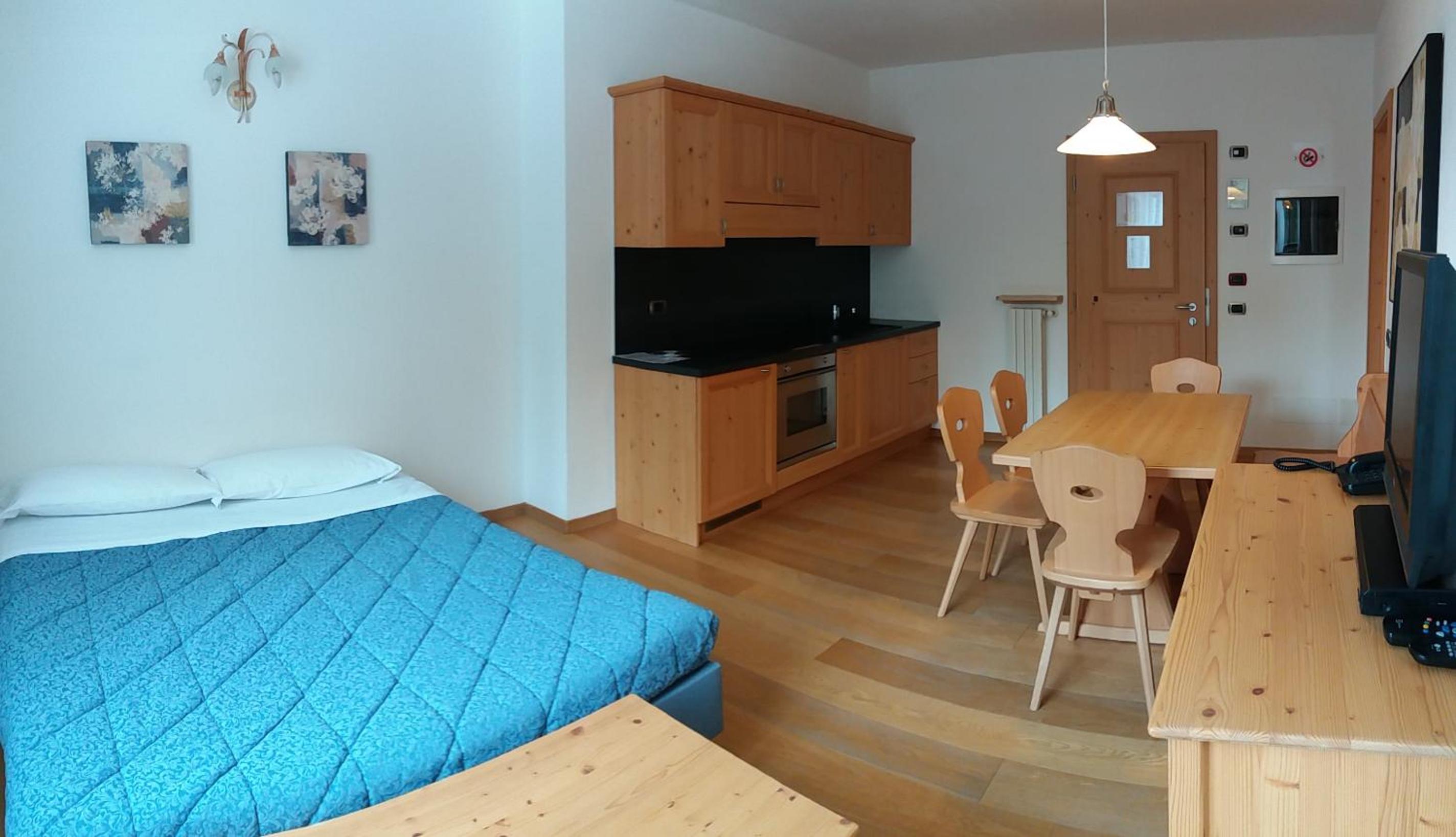 One-Bedroom Standard Apartment