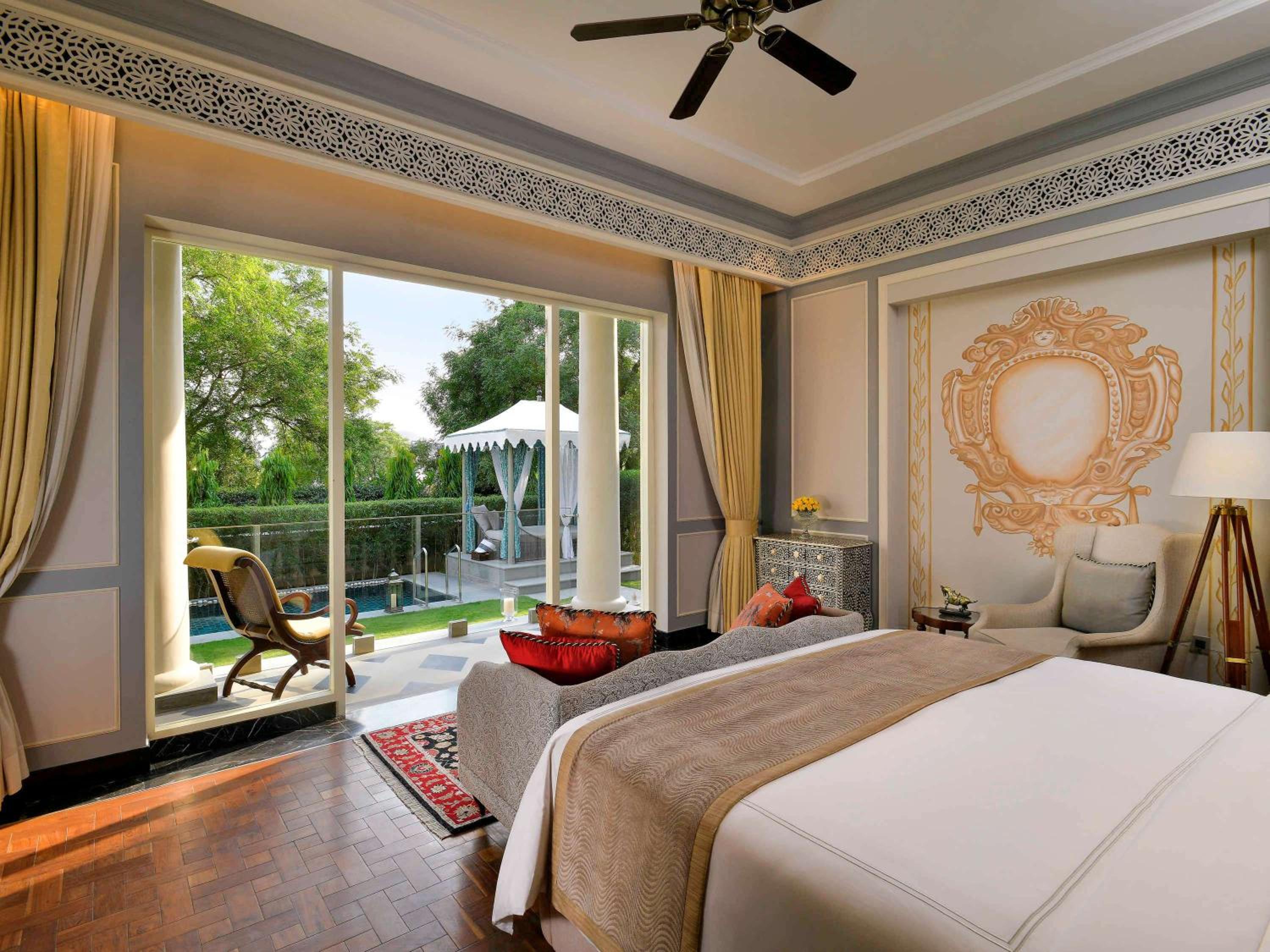 Flamingo Signature Room With Plunge Pool Twin Bed - 15% Discount On Food & Soft Beverage And Spa, 4 Pieces Laundry Once Per Stay
